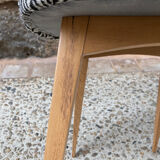 Chaise tonneau retapissée