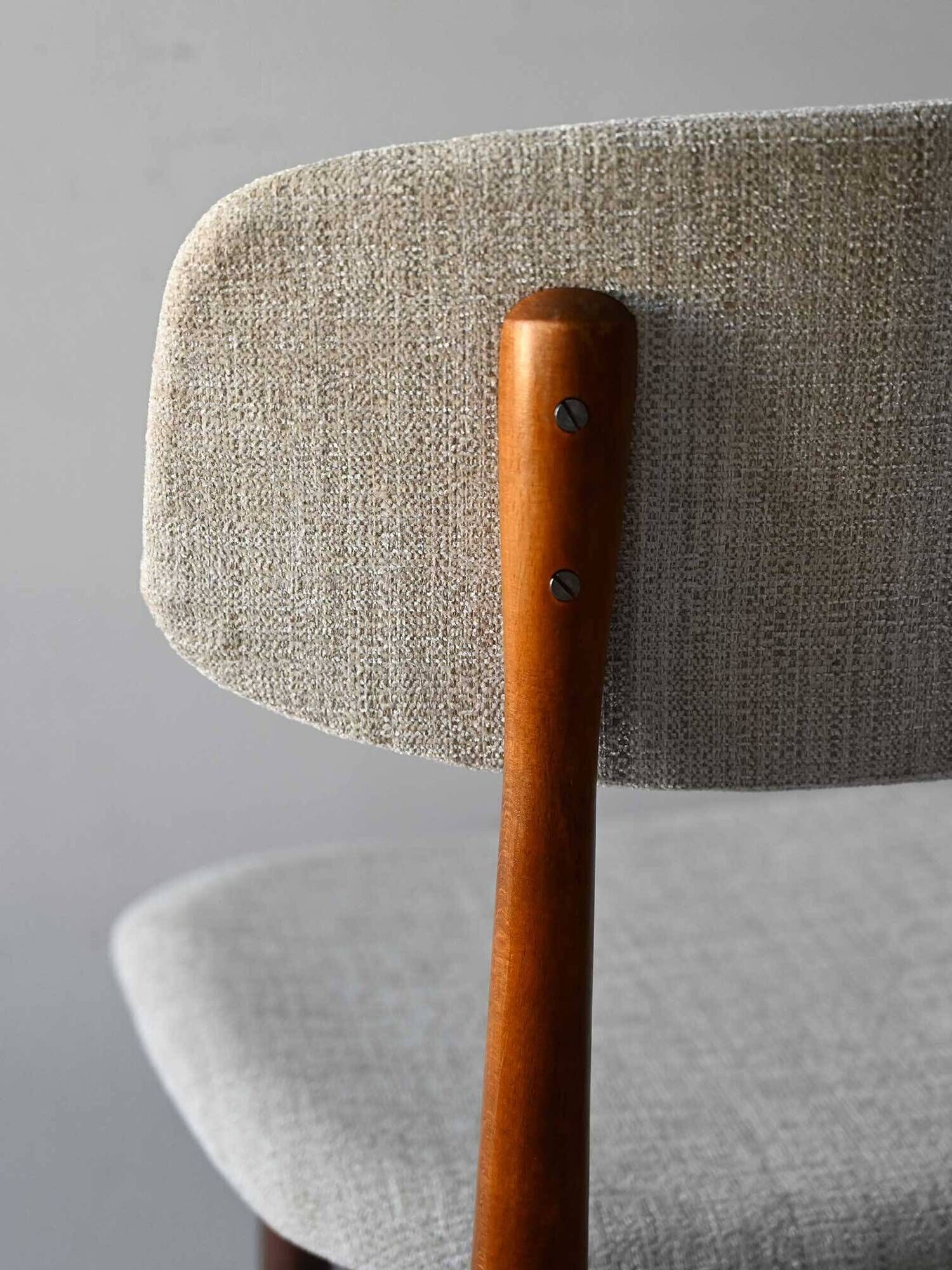 Pair of Scandinavian chairs in wood and fabric