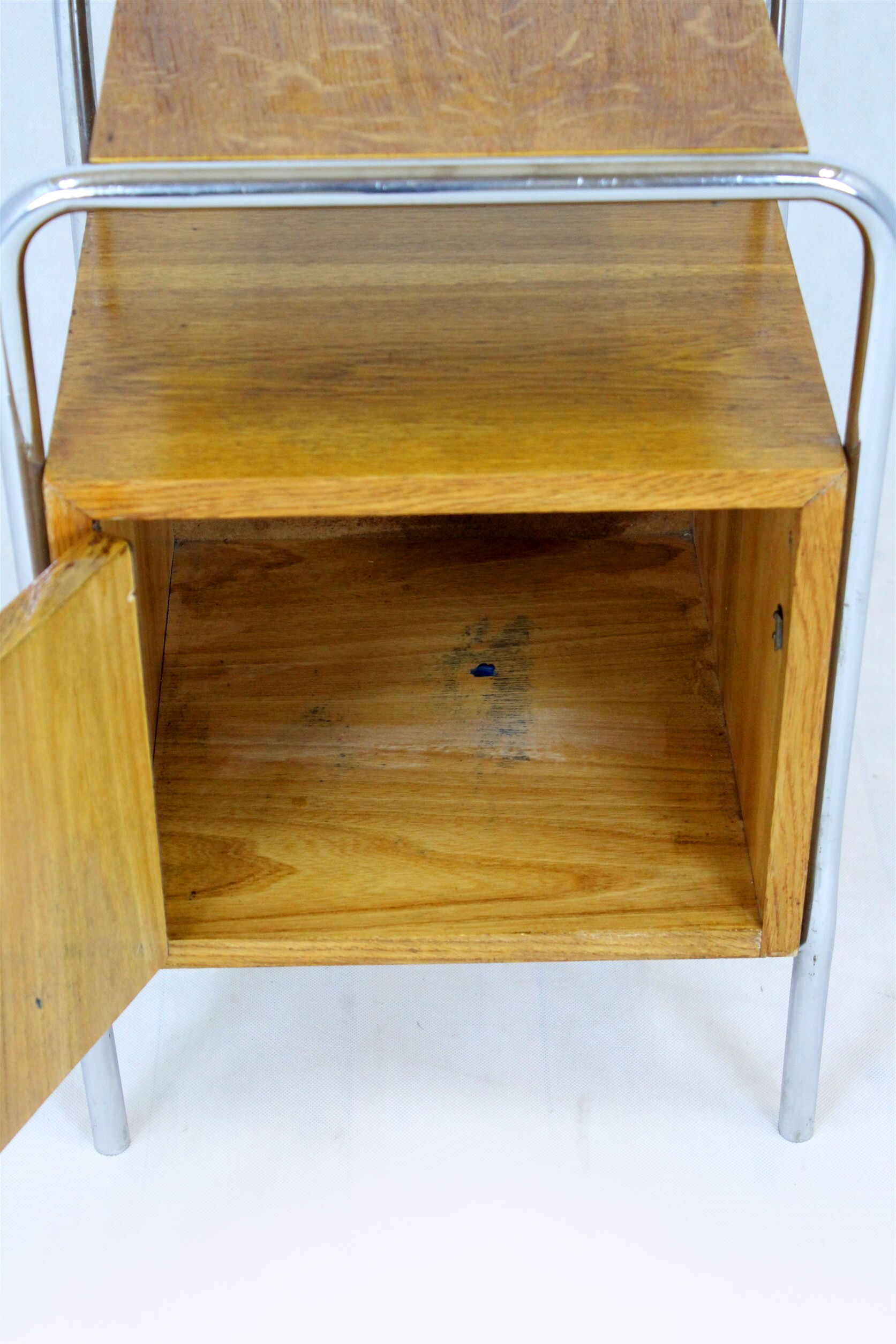 Bauhaus bedside table in chromed tubular steel, 1940s