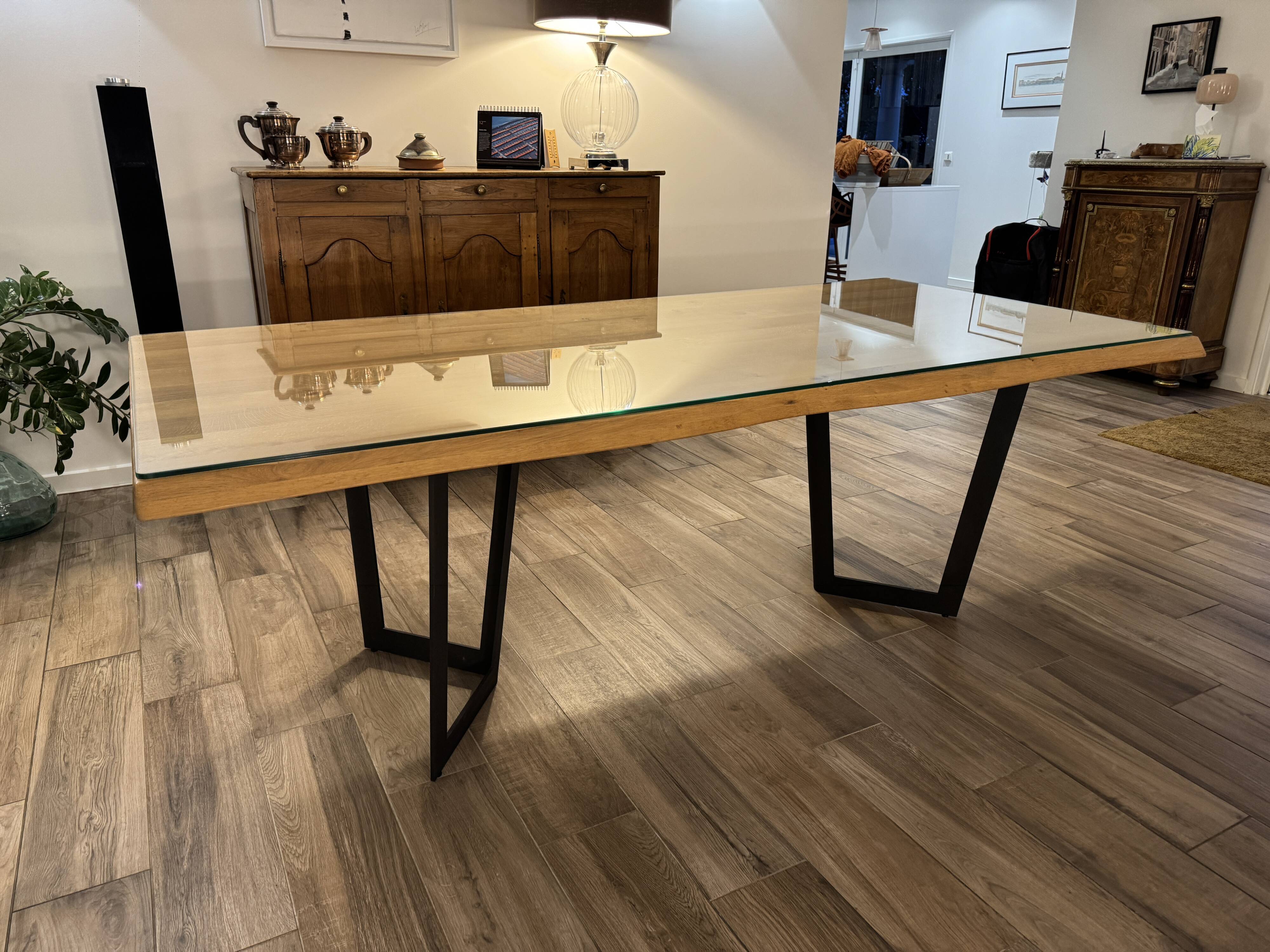 Wooden table model Goyaa published by XXL, 2017