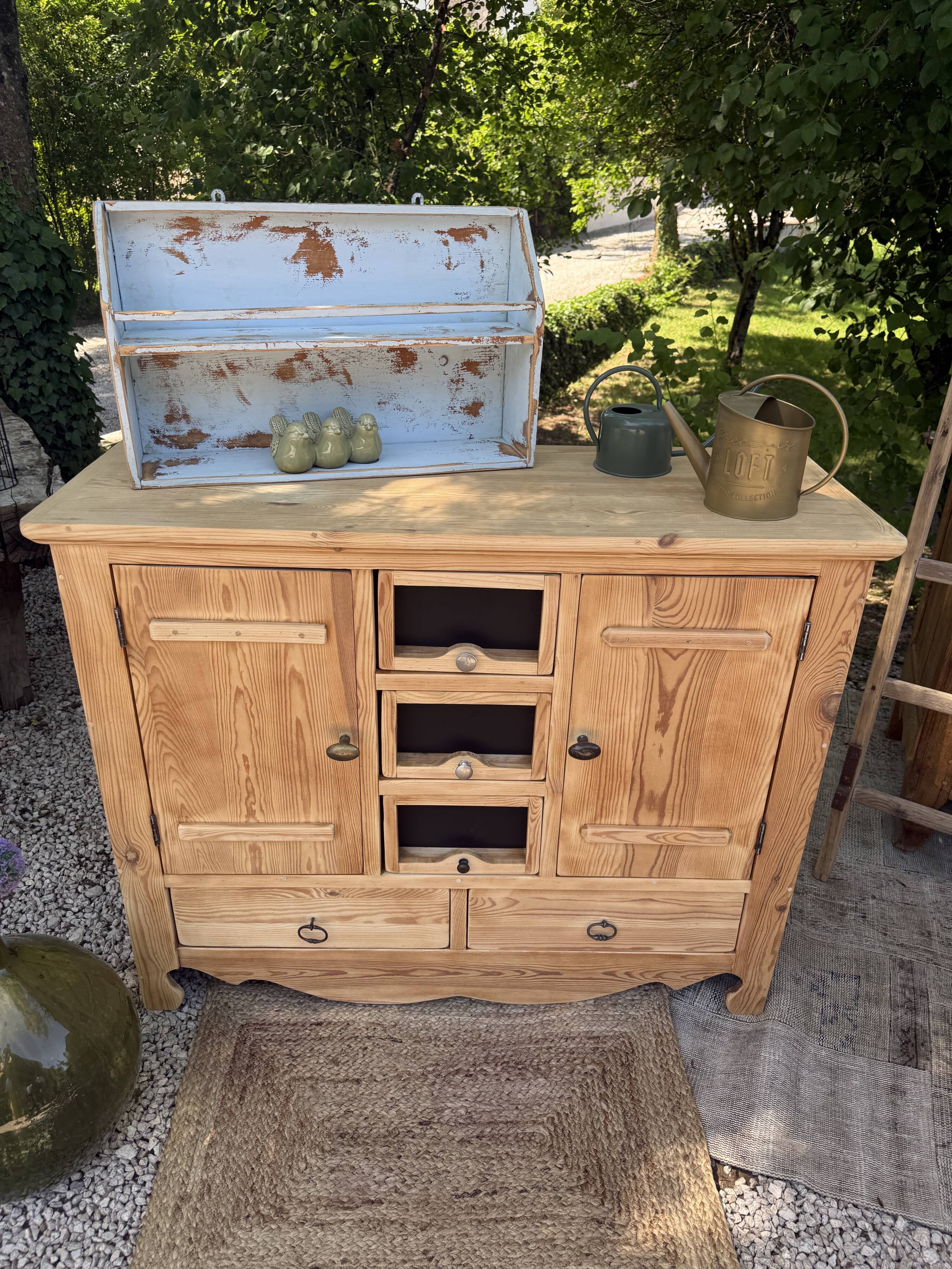 Storage furniture / Solid pine sideboard