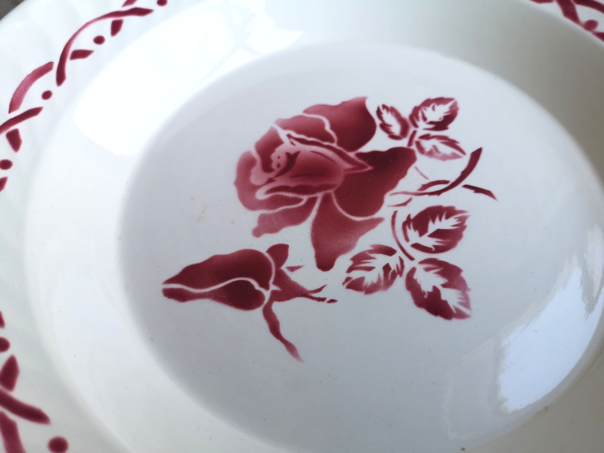 Digoin Sarreguemines plate