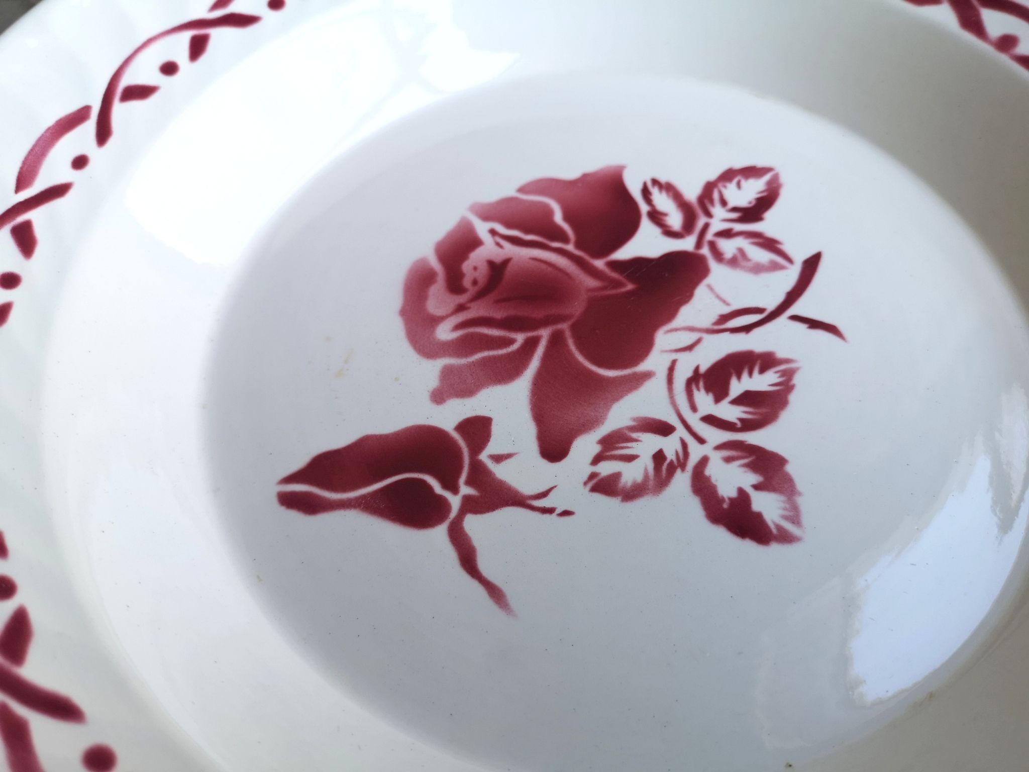 Digoin Sarreguemines plate