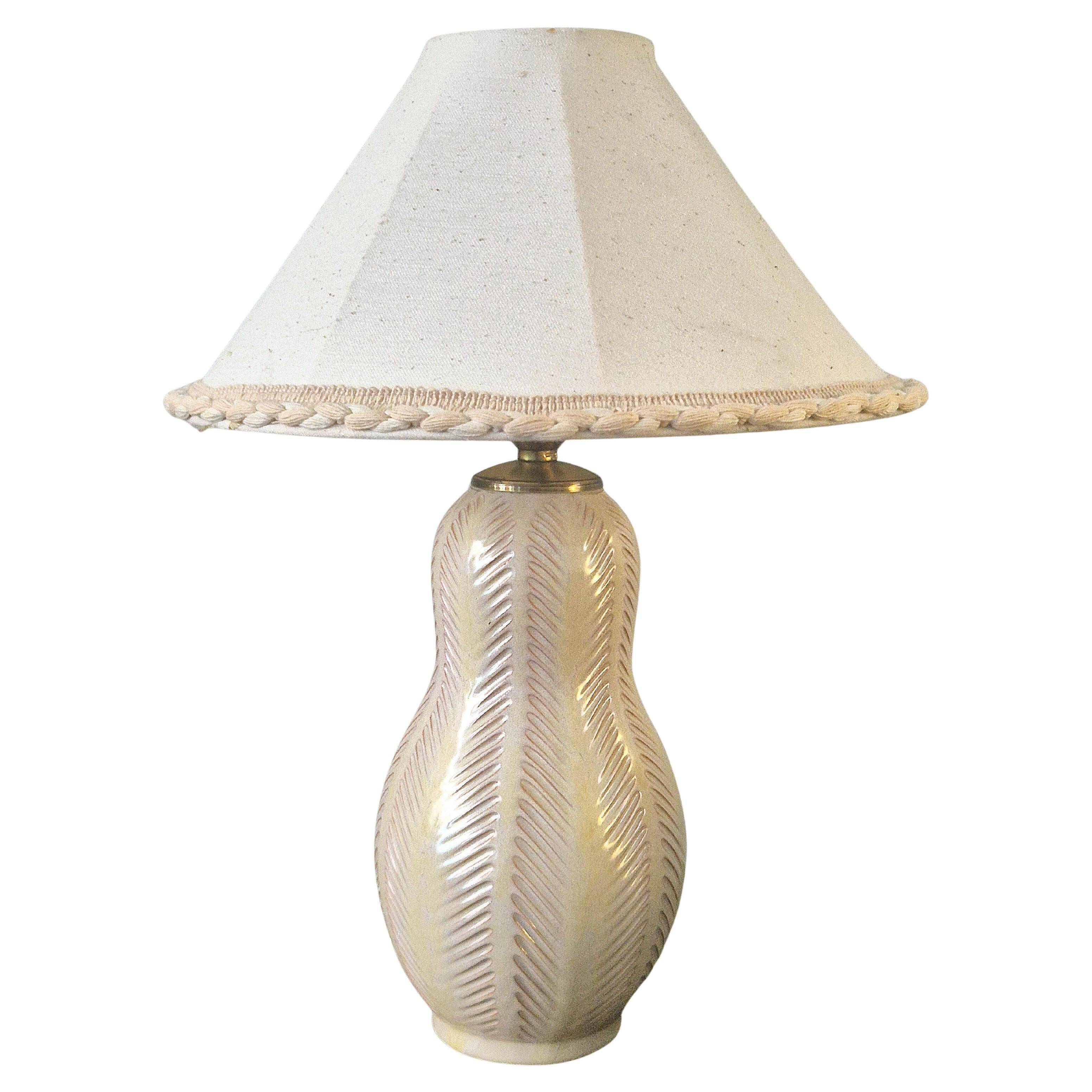 Modern Swedish table lamp with a ceramic base by Anna-Lisa Thomson, mid-1900s.