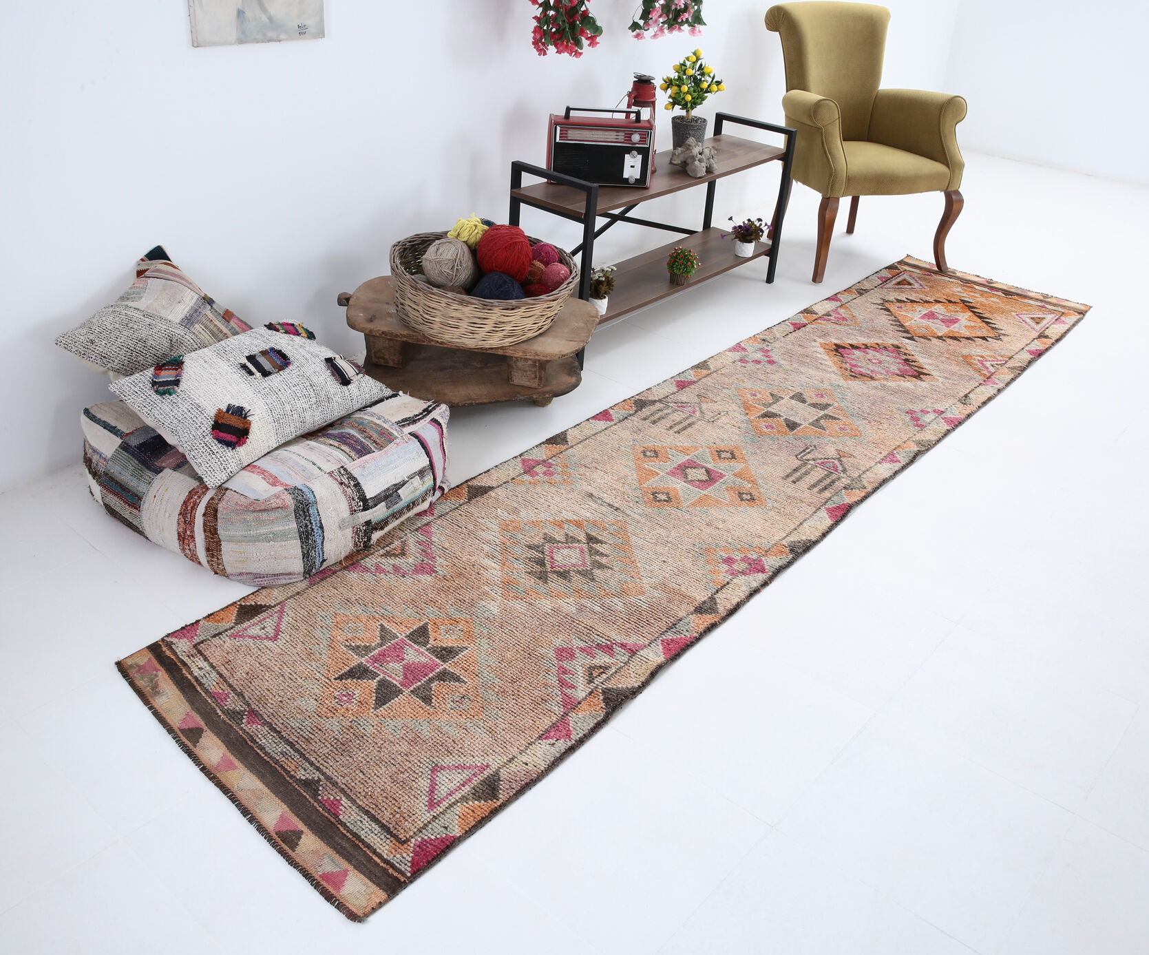 Red and orange vintage runner rug, 370x82cm
