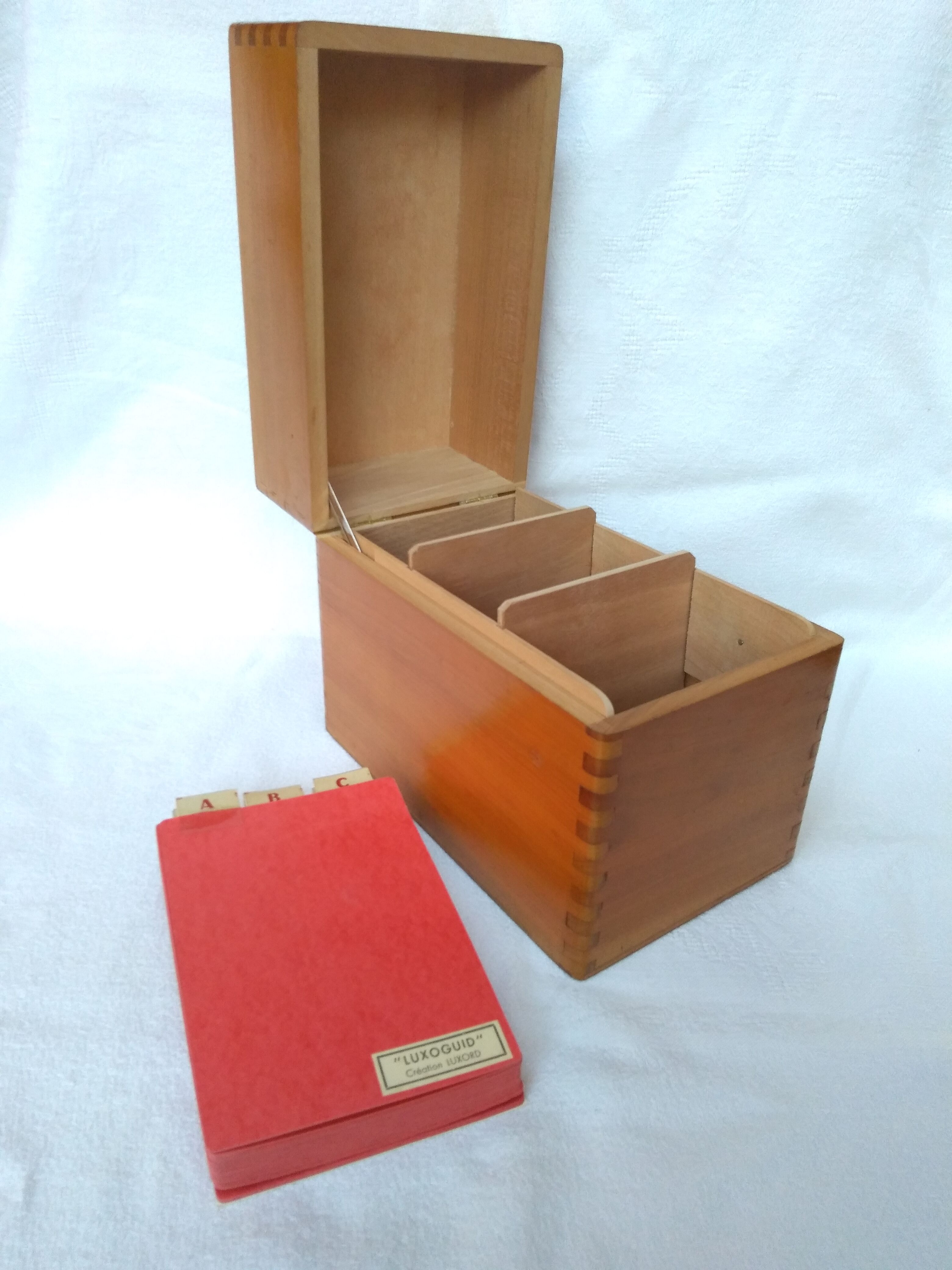 Plug box, desktop sorter