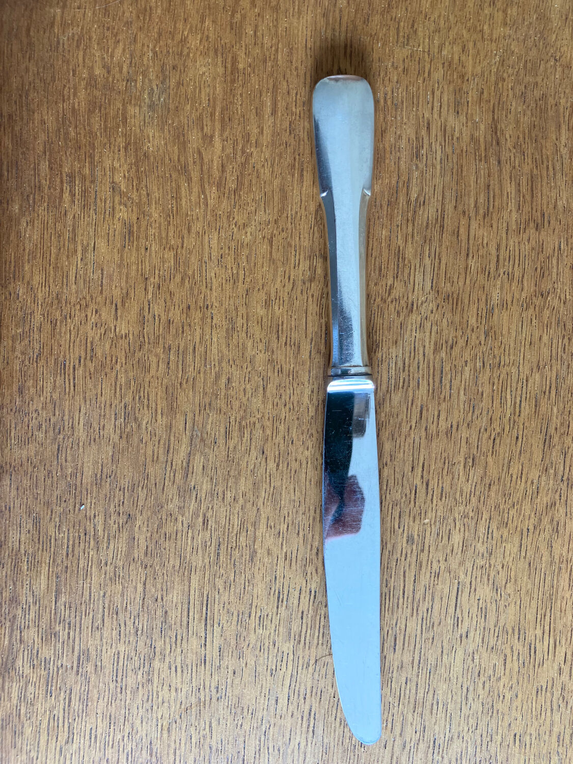 6 silver metal knives