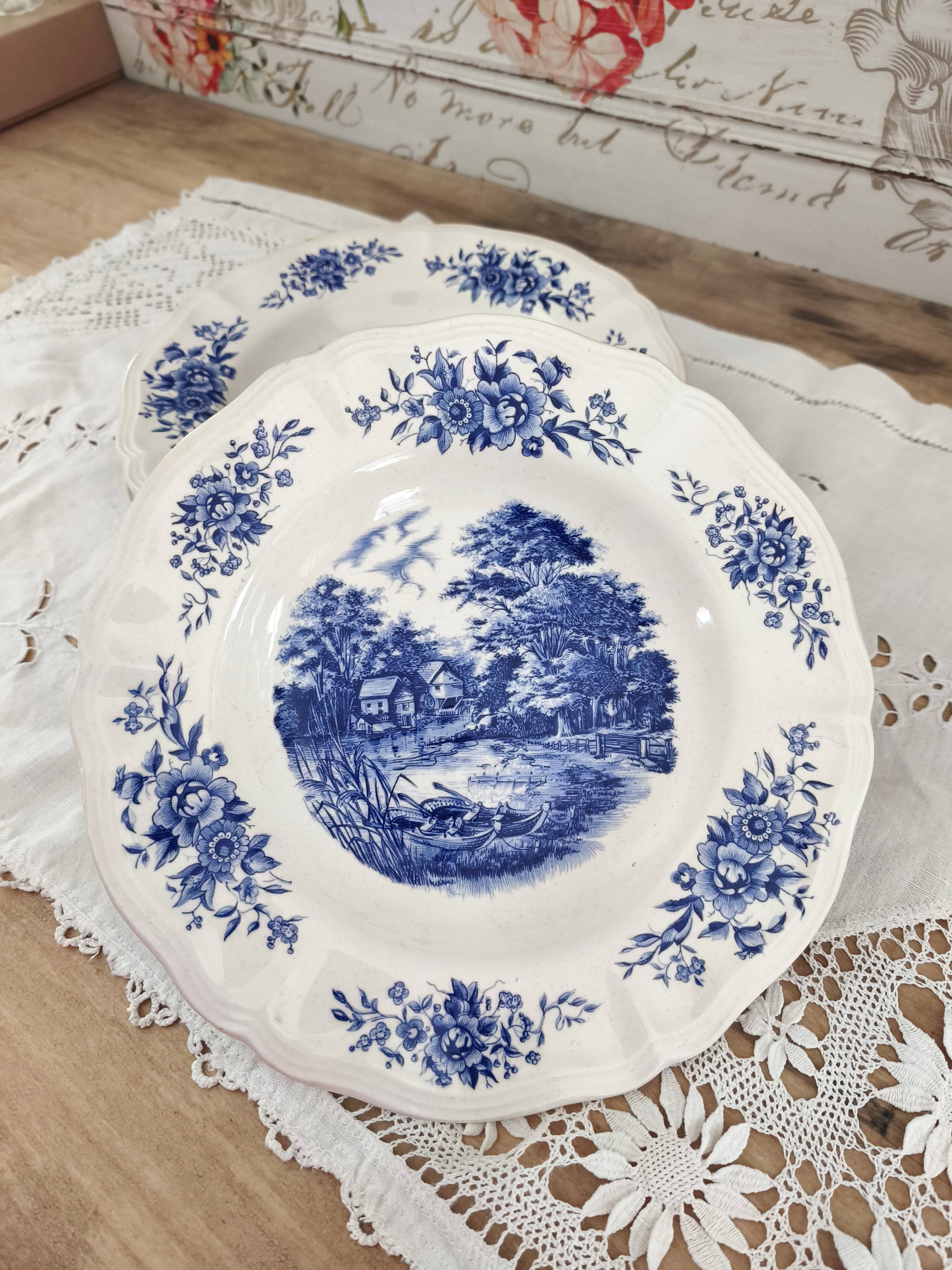 Lot de 5 assiettes creuses Sarreguemines modèle Romantic bleu