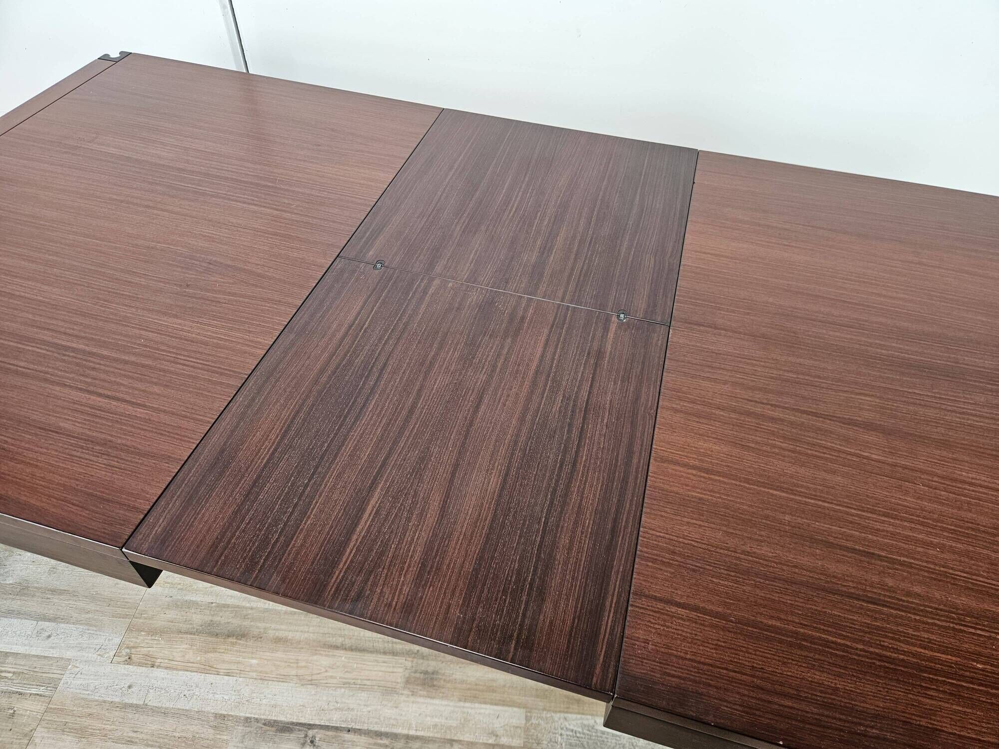 4D extendable dining table by Angelo Mangiarotti for Molteni, 1970