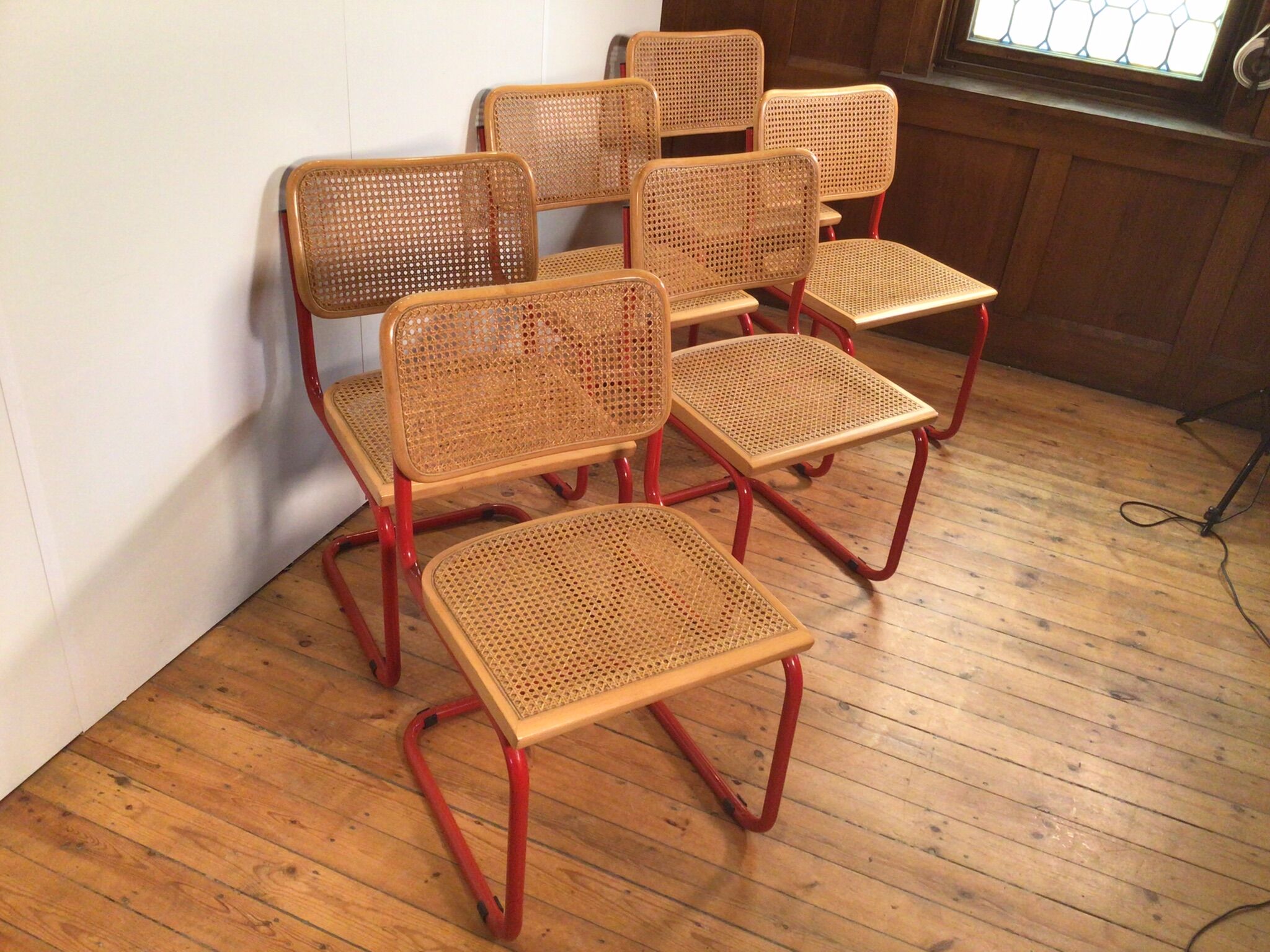 Set of 6 style dining chairs