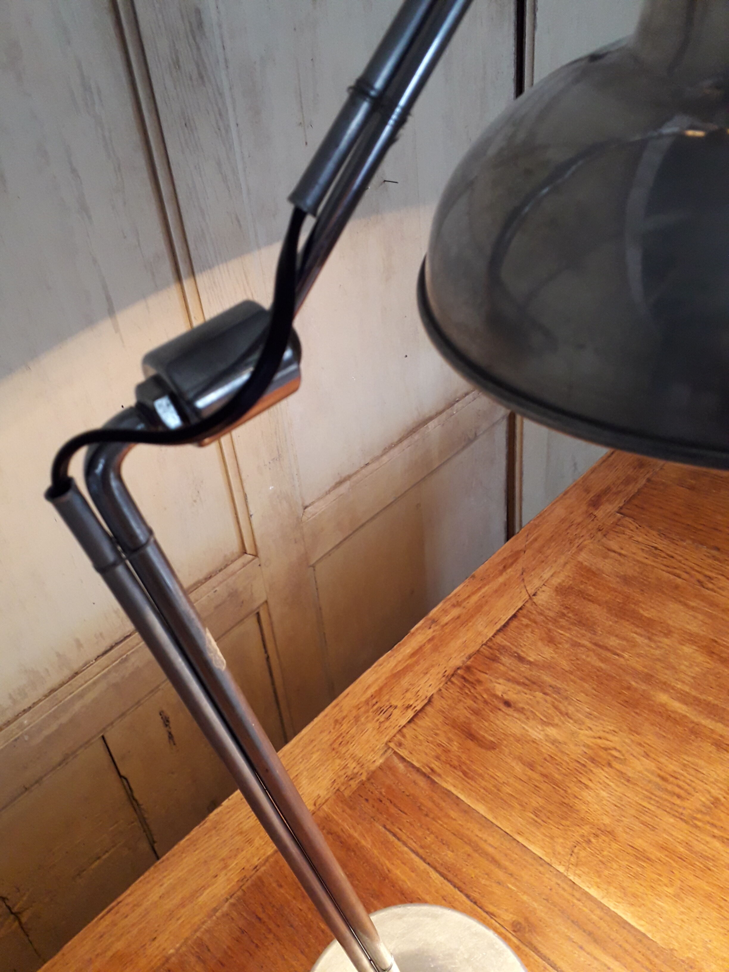 Lamp architect G. Houillon