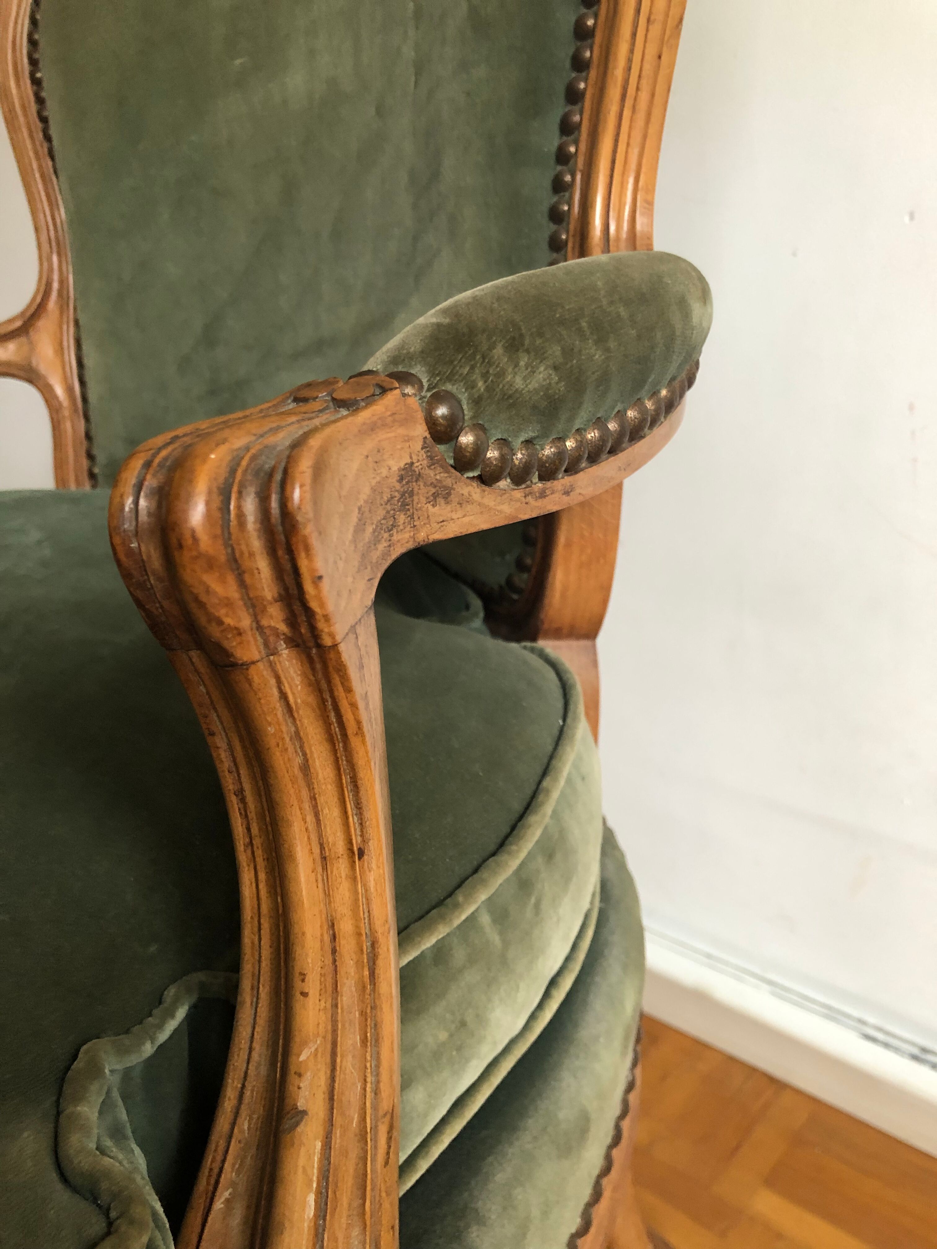 Green shepherdess armchair Louis XV style