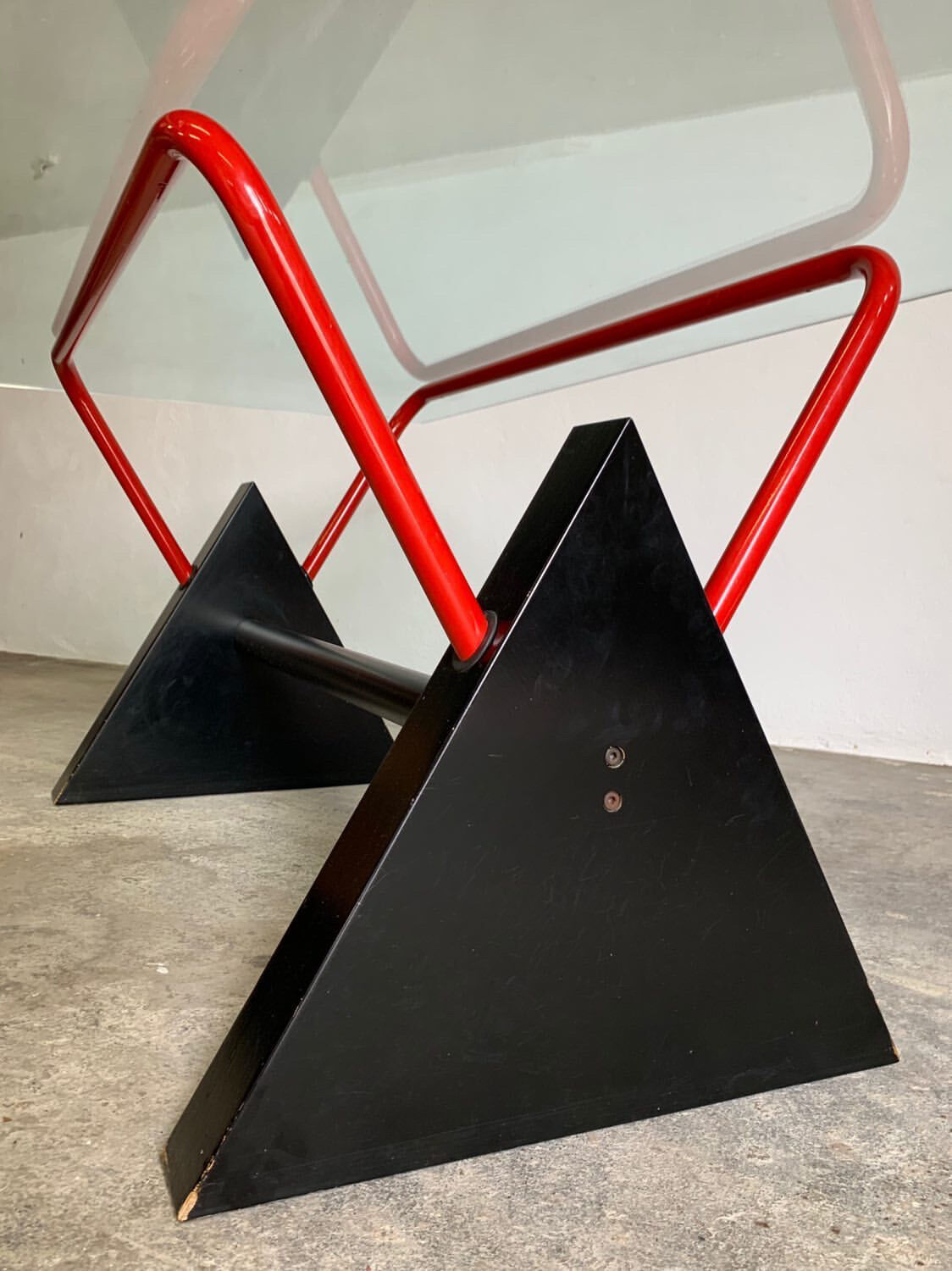 Modernist table / desk gigante zambusi boccato X seccose Memphis 1980