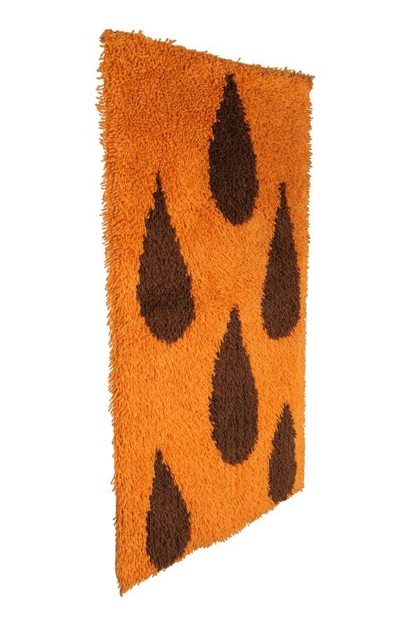 Big Danish mid-century wool tapestry / wall rug with drop motif / 1970s