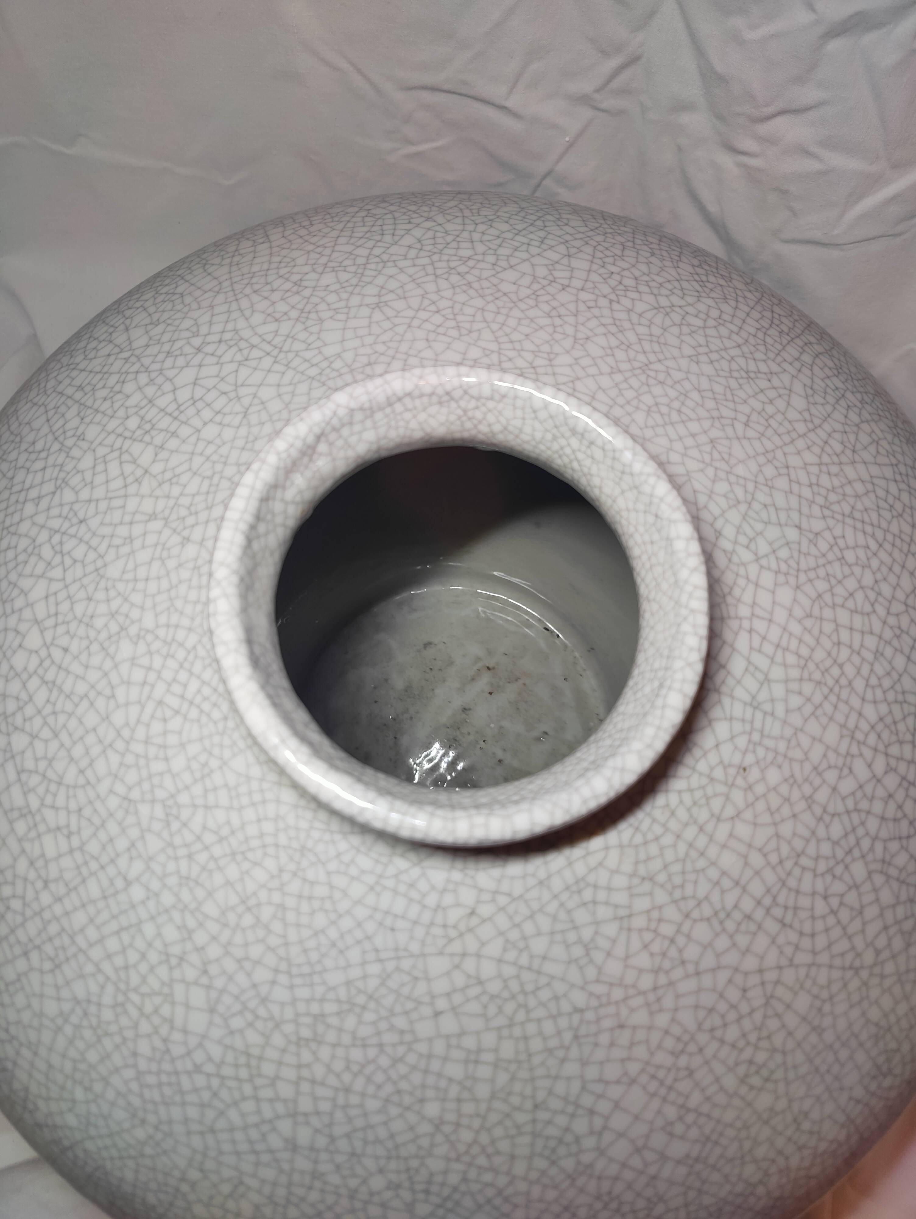 Large Art Deco vase in crackled earthenware