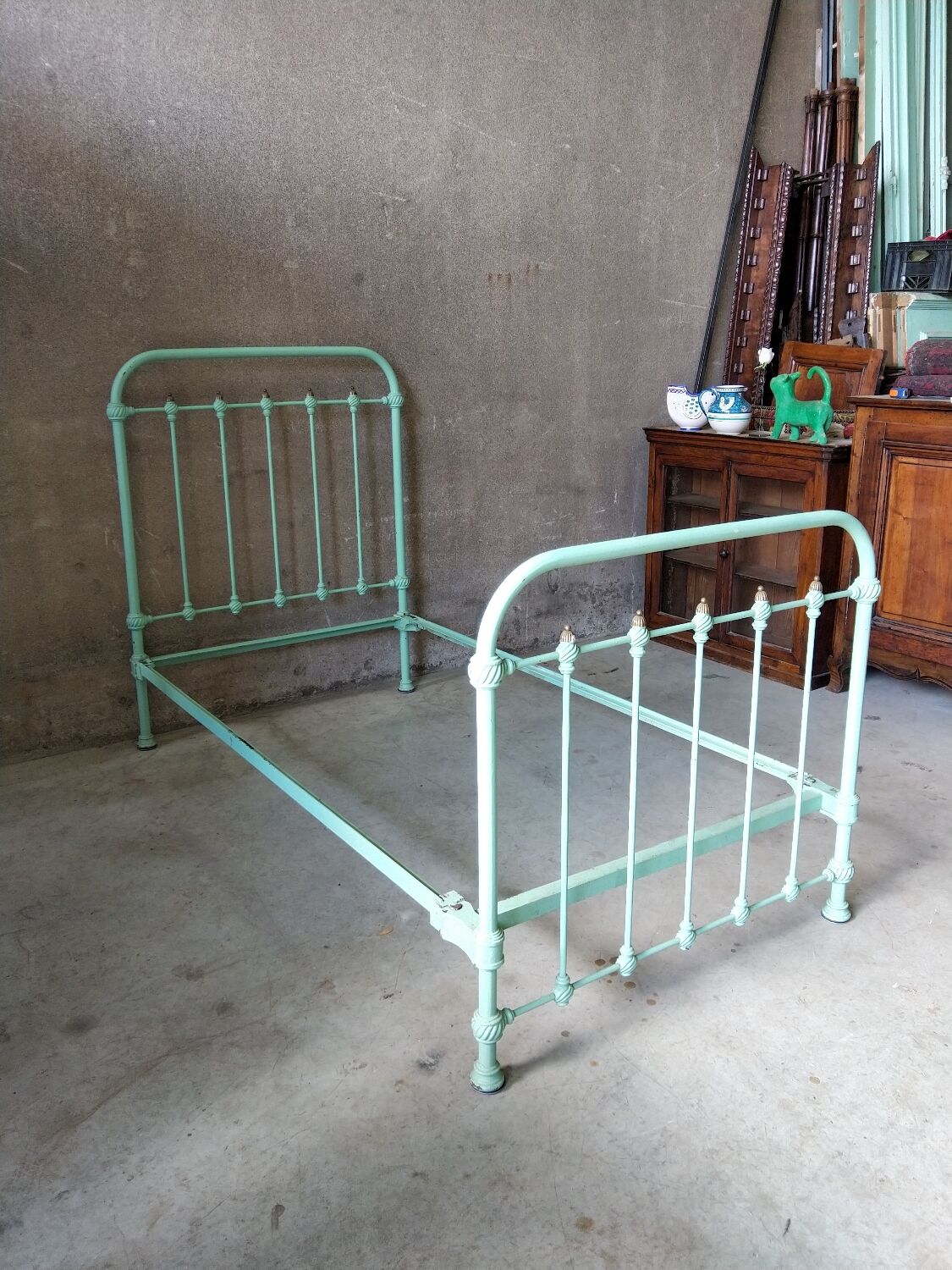 Lit en métal, méridienne