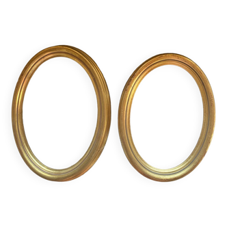Lot de 2 cadres ovales en bois doré anciens