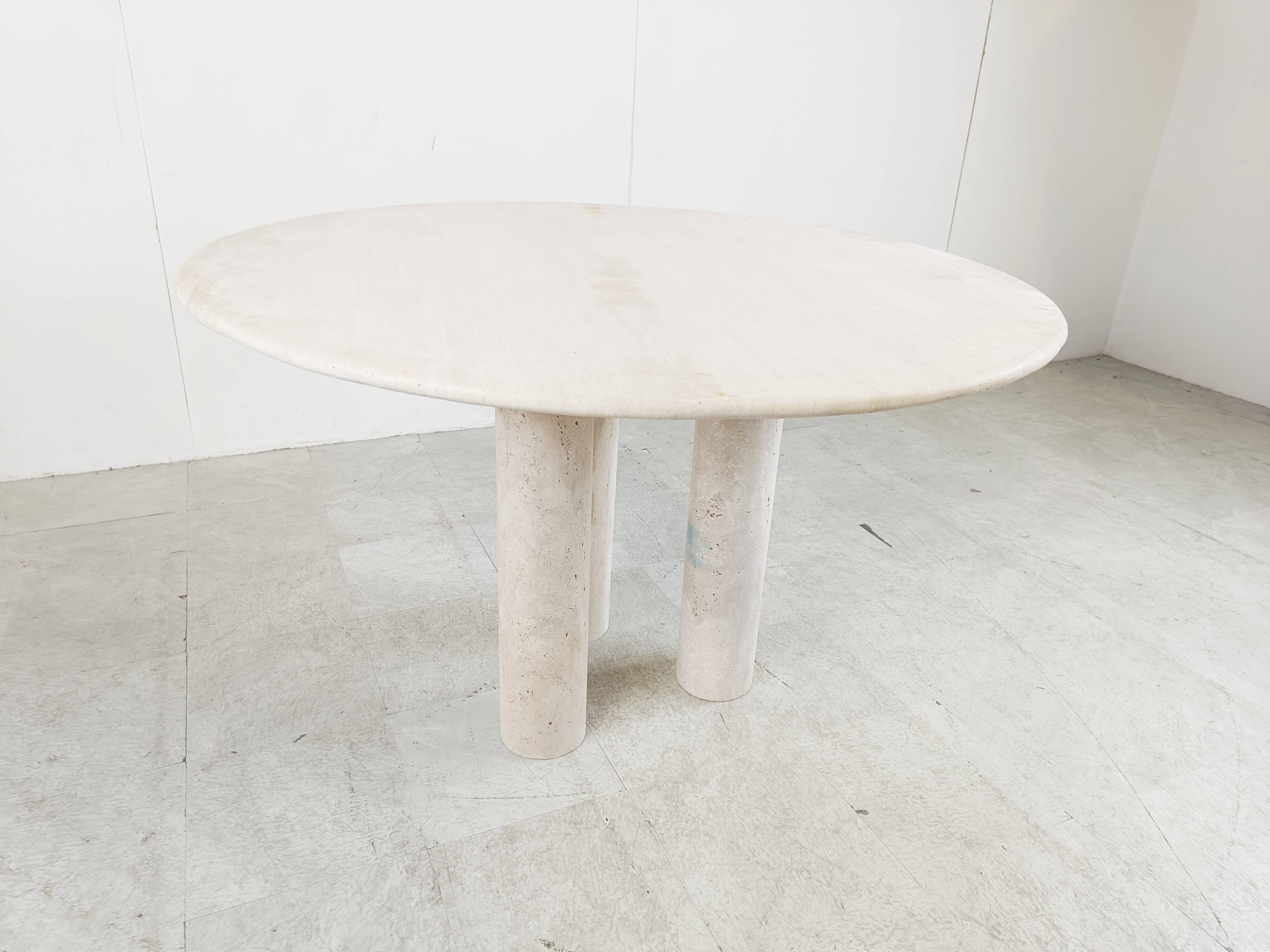 Round italian travertine dining table 1970s