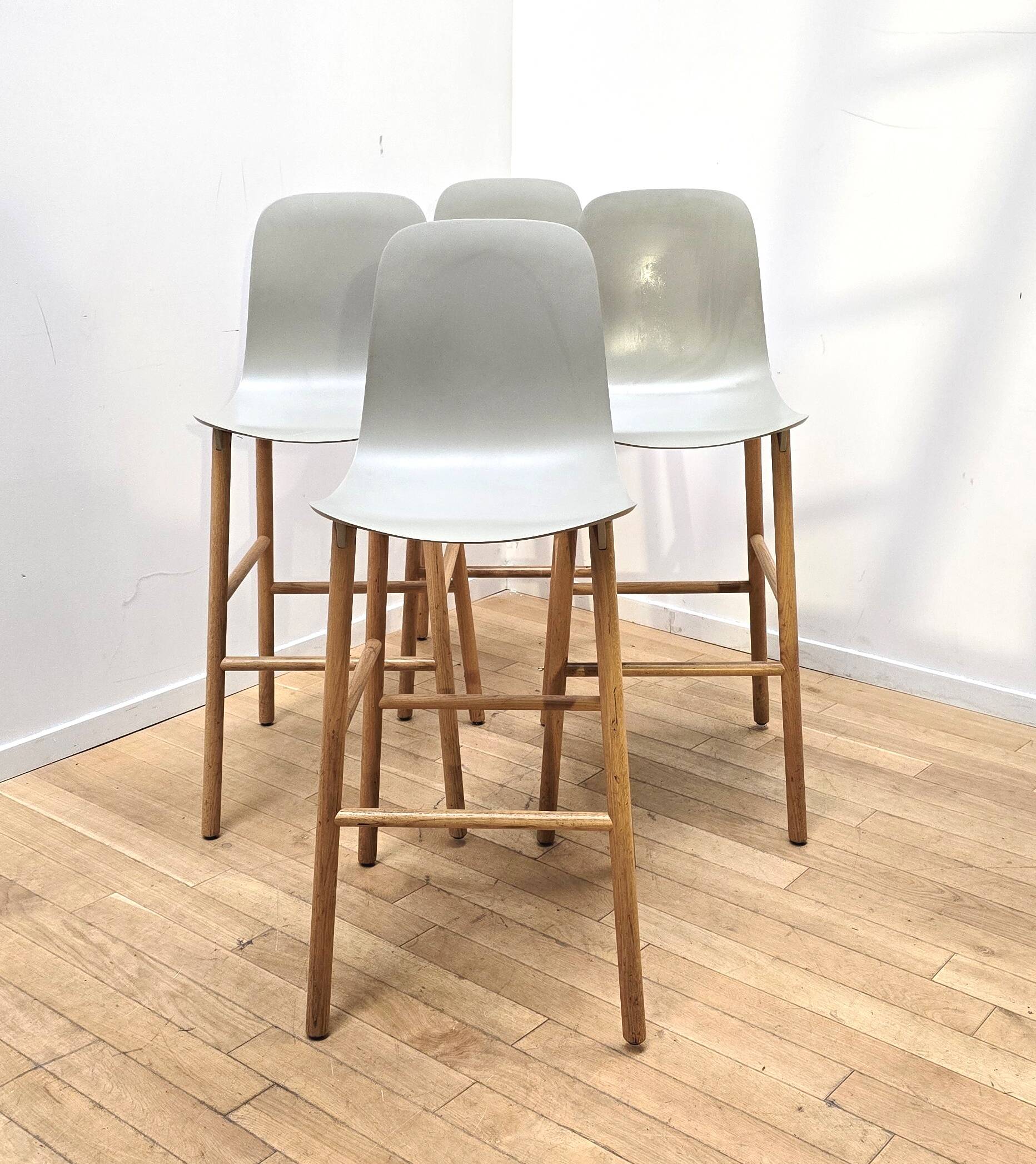 Suite de 3 chaises hautes Sharky, Kristalia