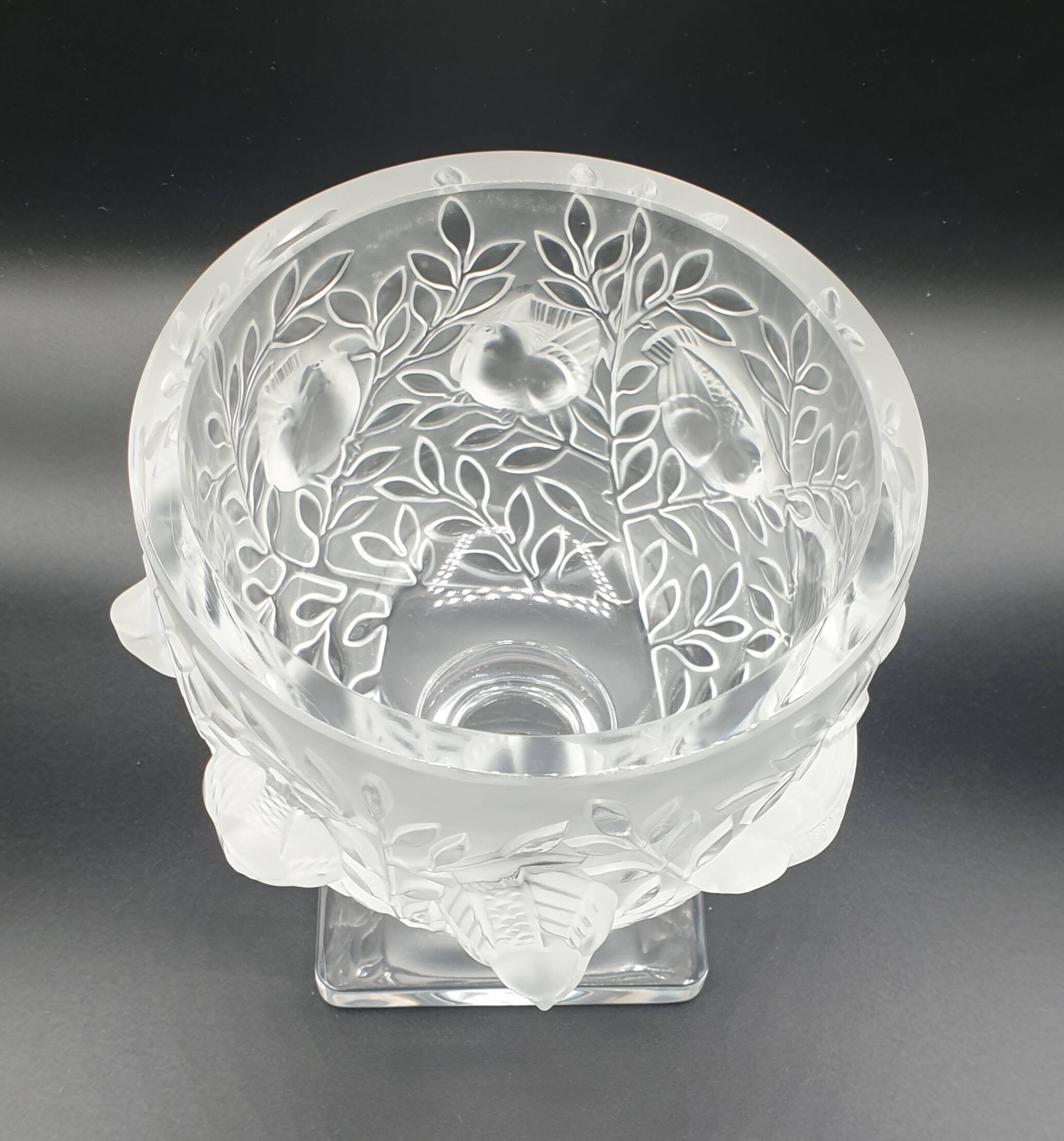 Elisabeth crystal cup signed Lalique France