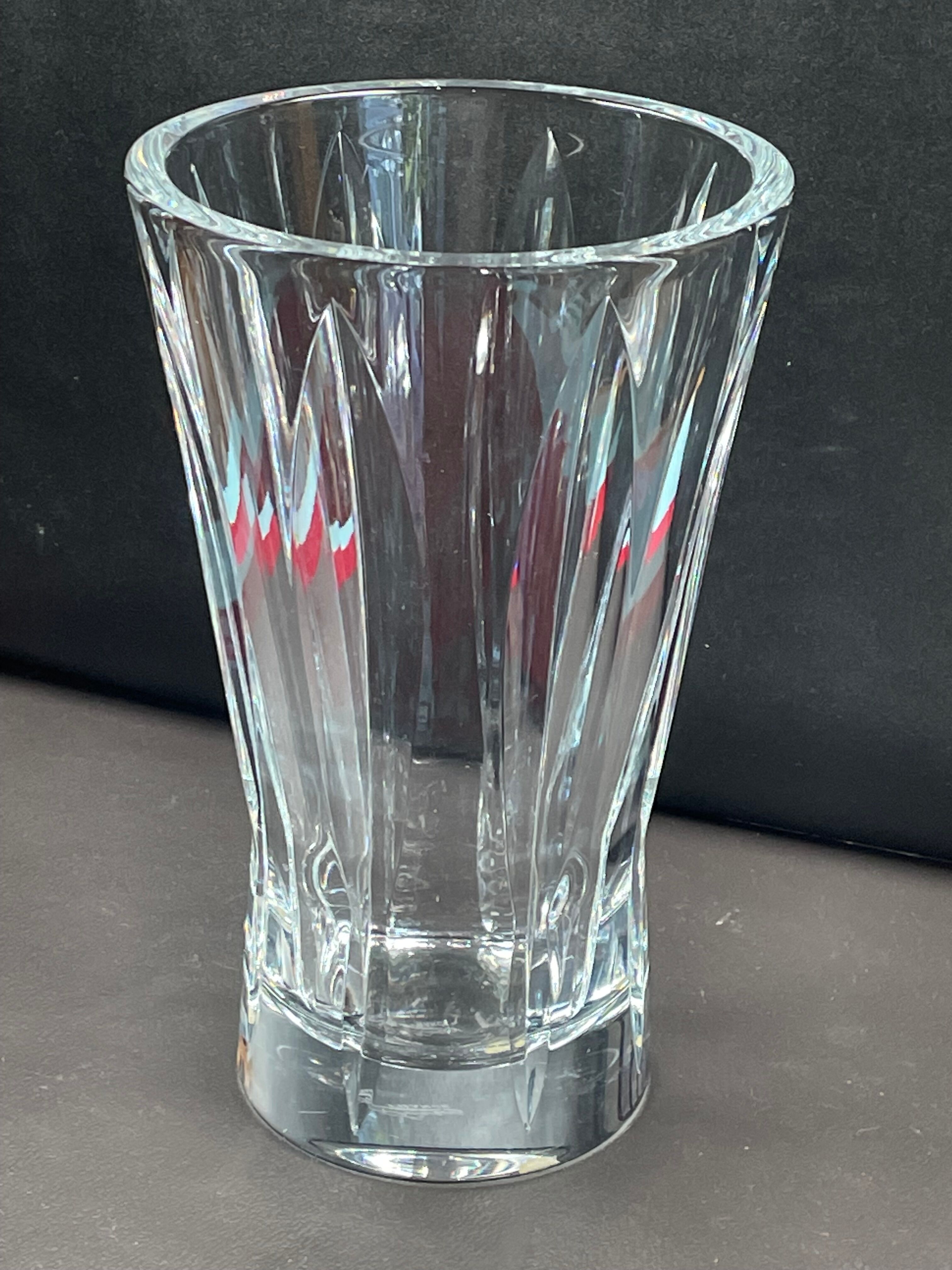 Vase in Sèvres crystal signed