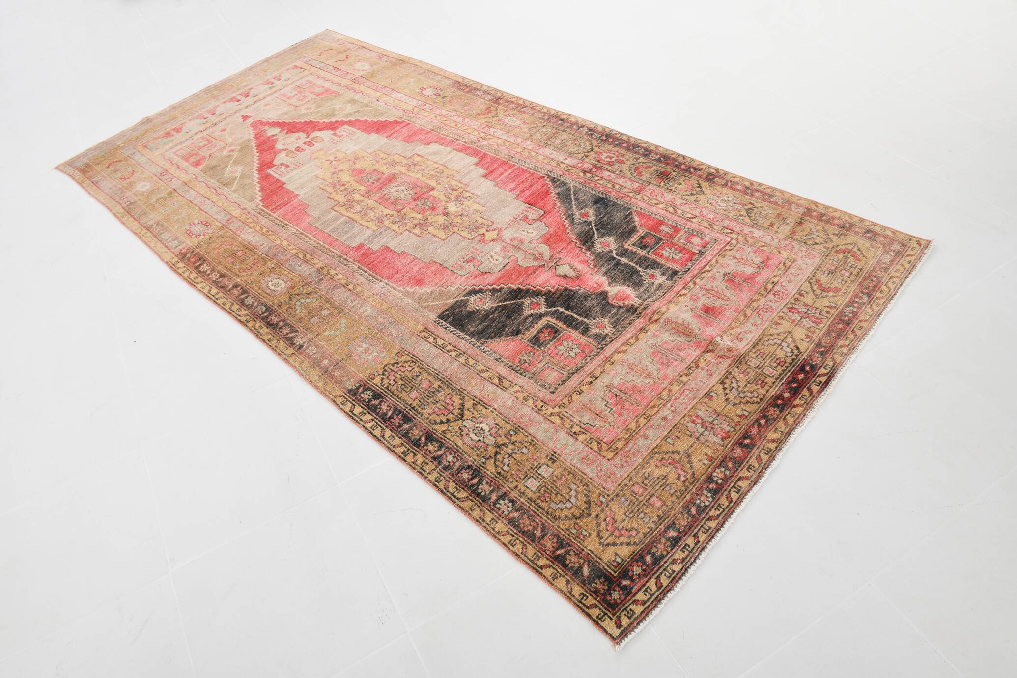 5x9 Red Brown Classic Turkish Rug, 145x300Cm