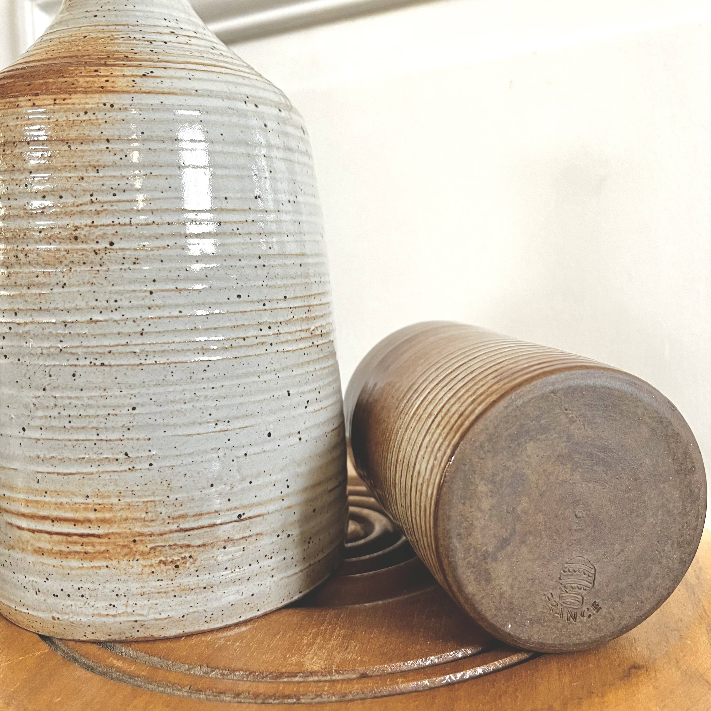 Stoneware soliflore vases