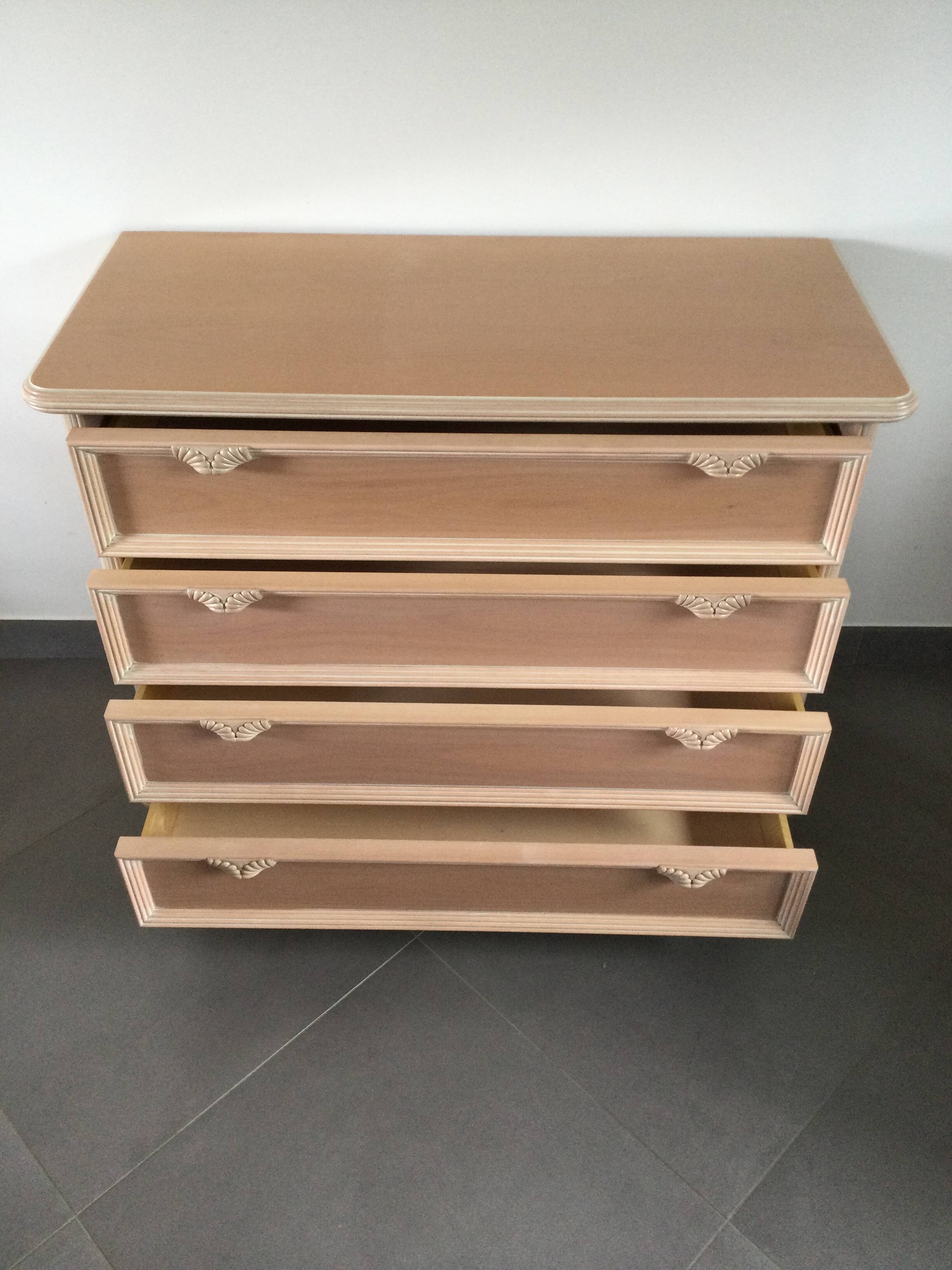 Rose Commode with Four Drawers