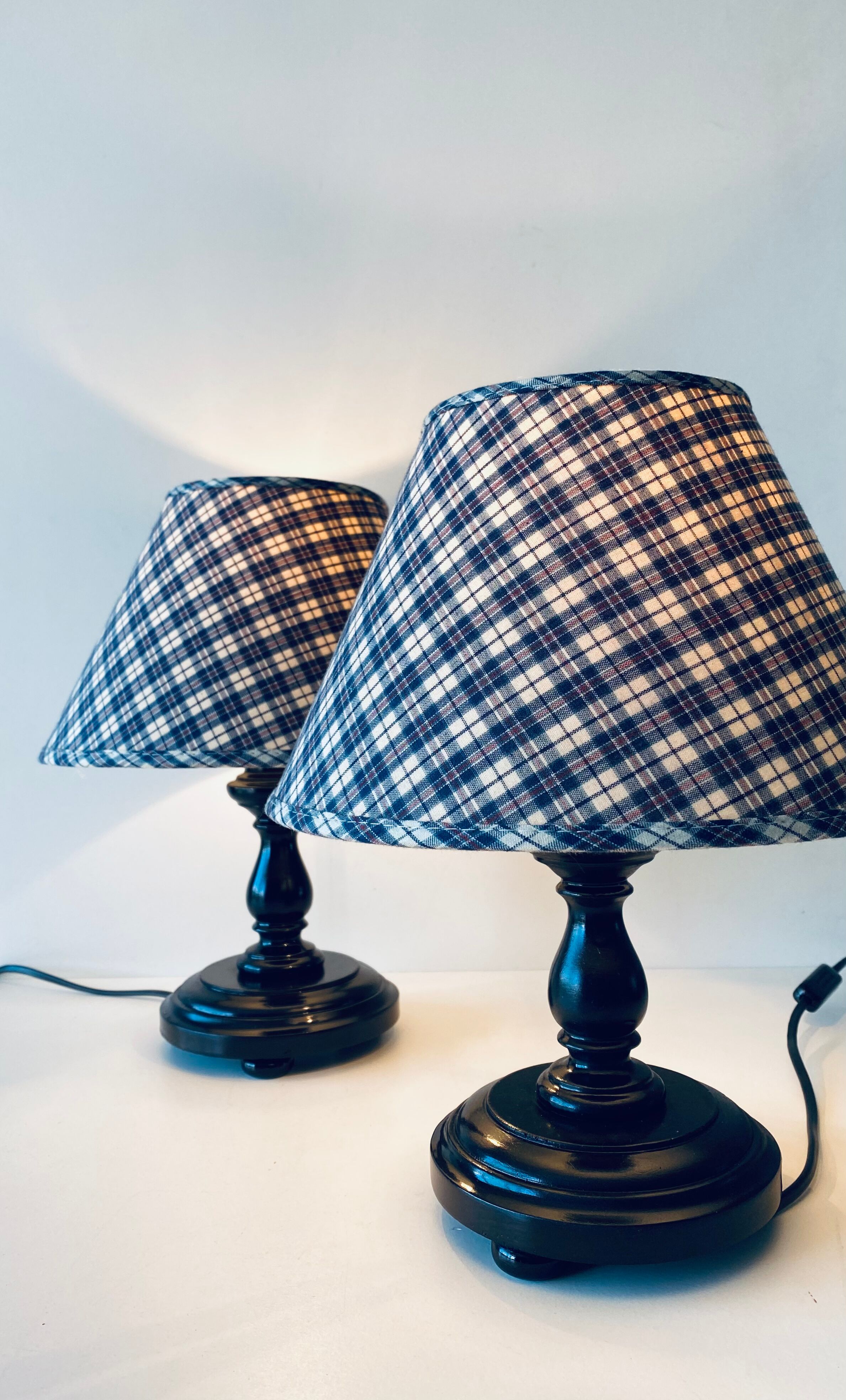 Pair of turned wooden bedside lamps