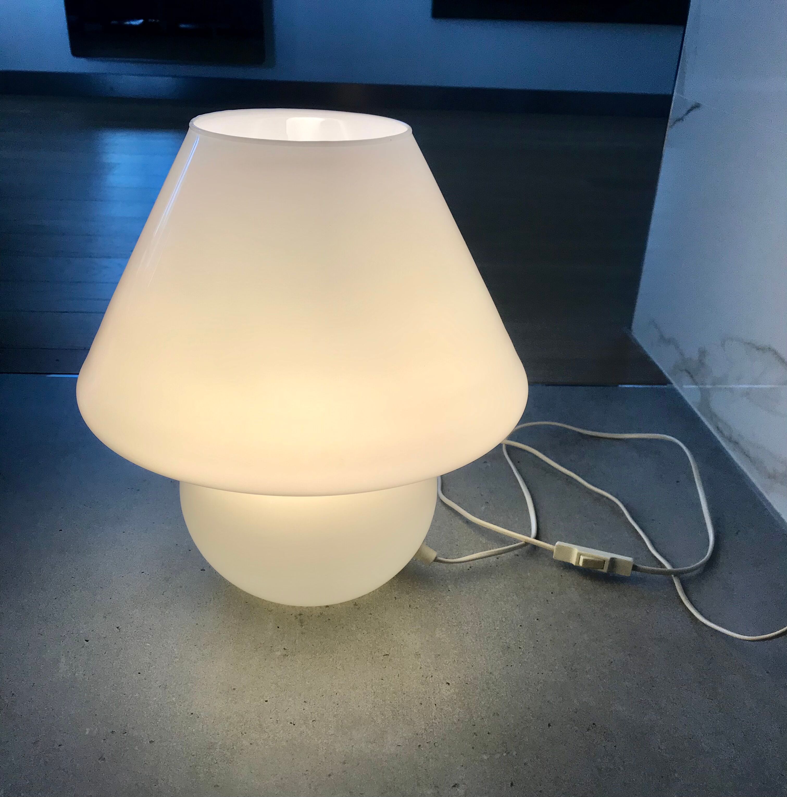 Lampe champignon en verre