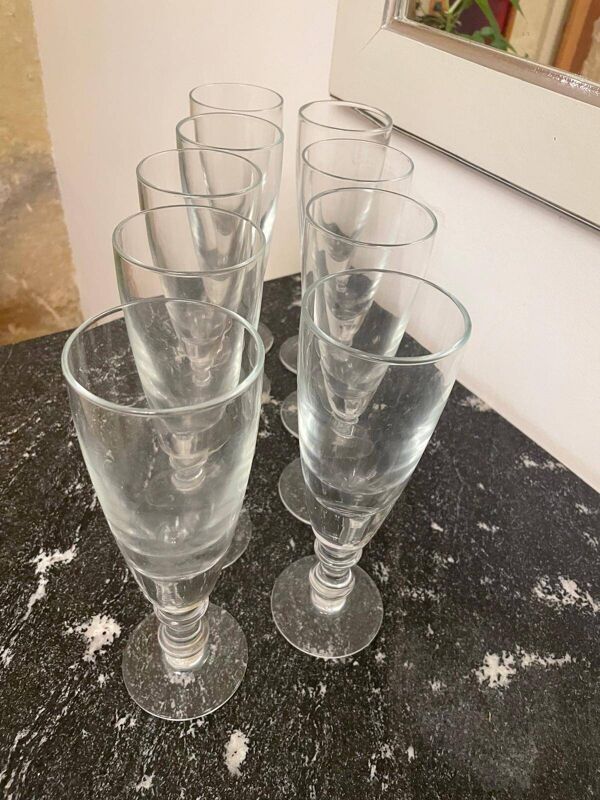 Grands Verres lot de 9 Anciens