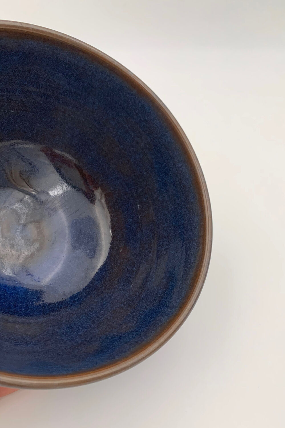 Blue ceramic bowl signed Salvatore PARISI / Contemporary art
