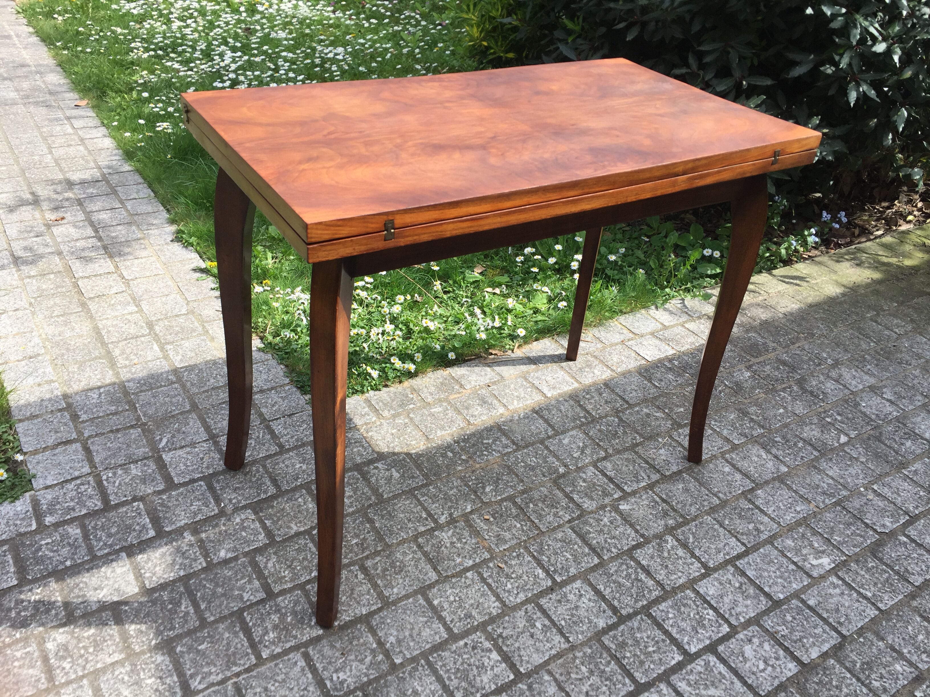 Dining table folding old rosewood from 2 to 6 people