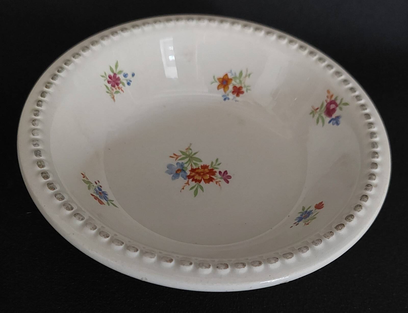 Pair of Digoin earthenware bowls with cliff decoration