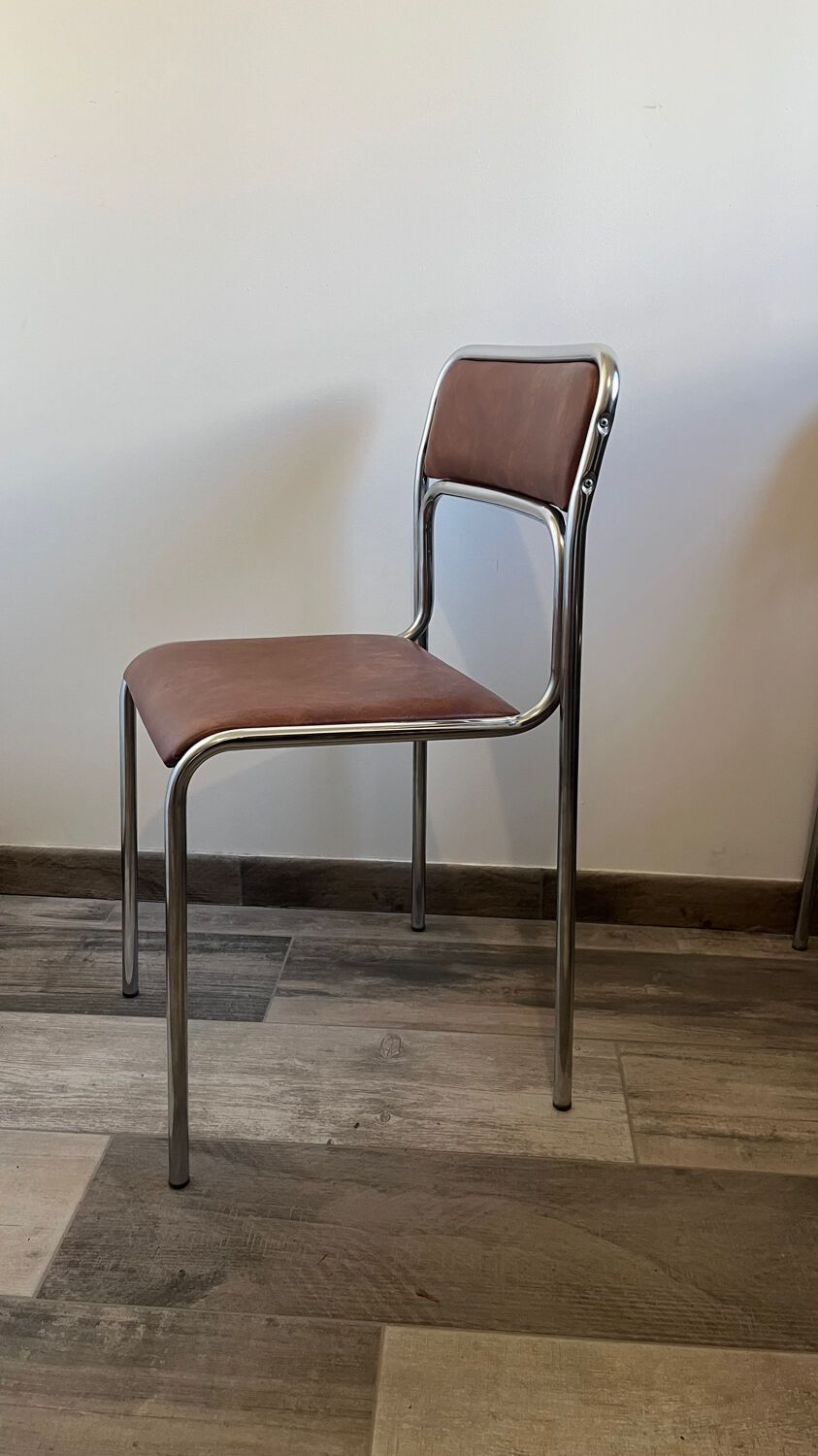 4 chrome chairs in faux leather