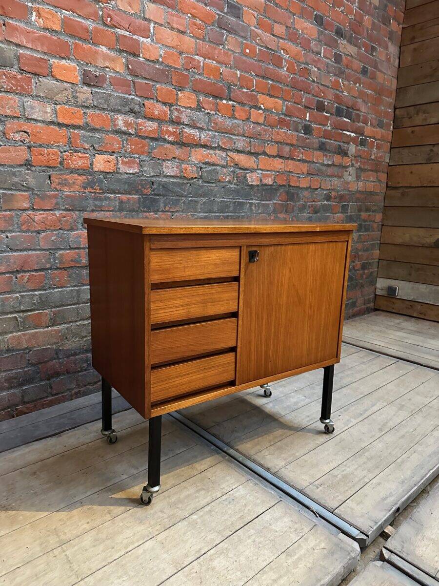 Meuble d’appoint années 60
