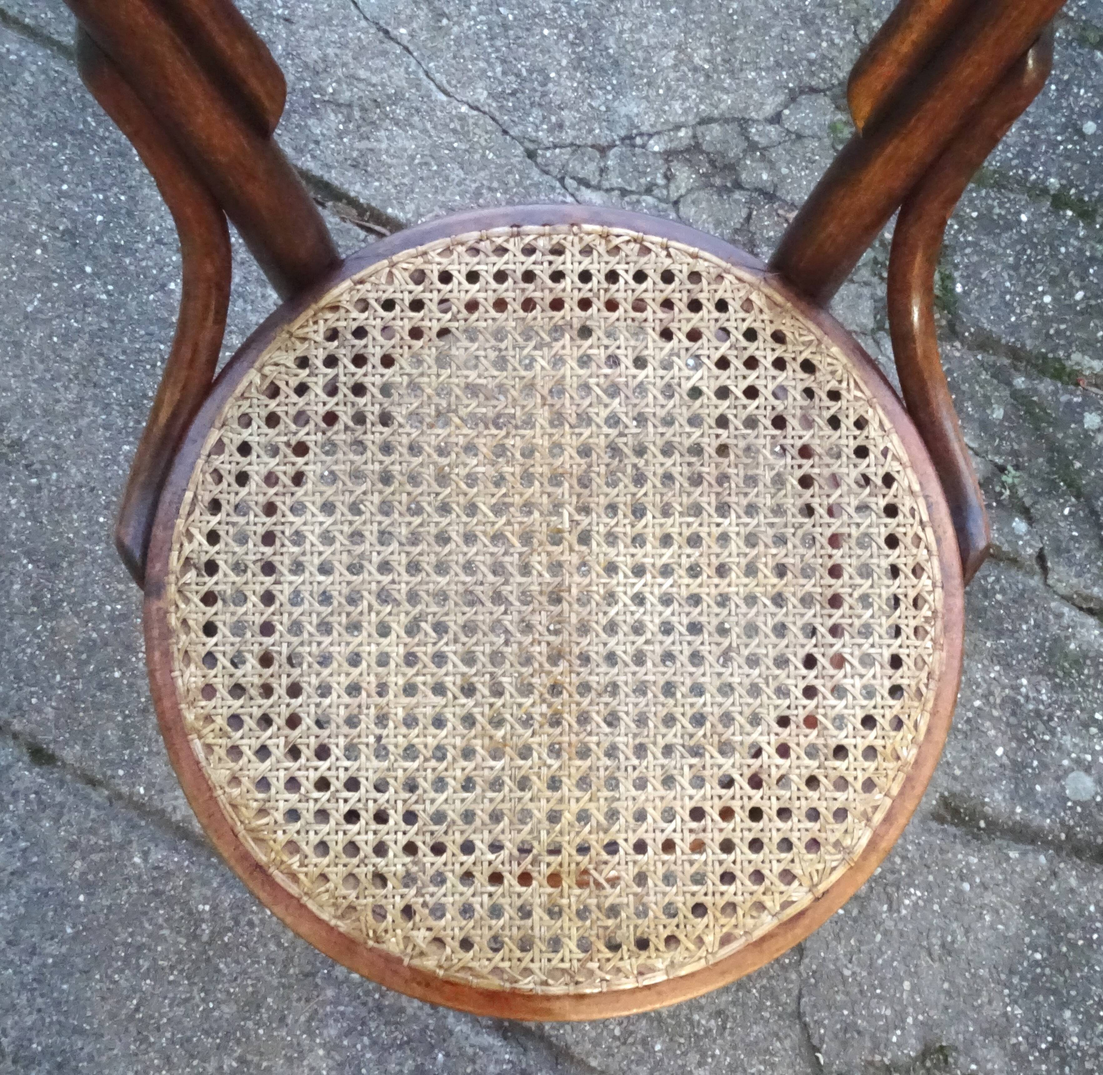 2 chairs Thonet n°14 1/2 canned, circa 1914