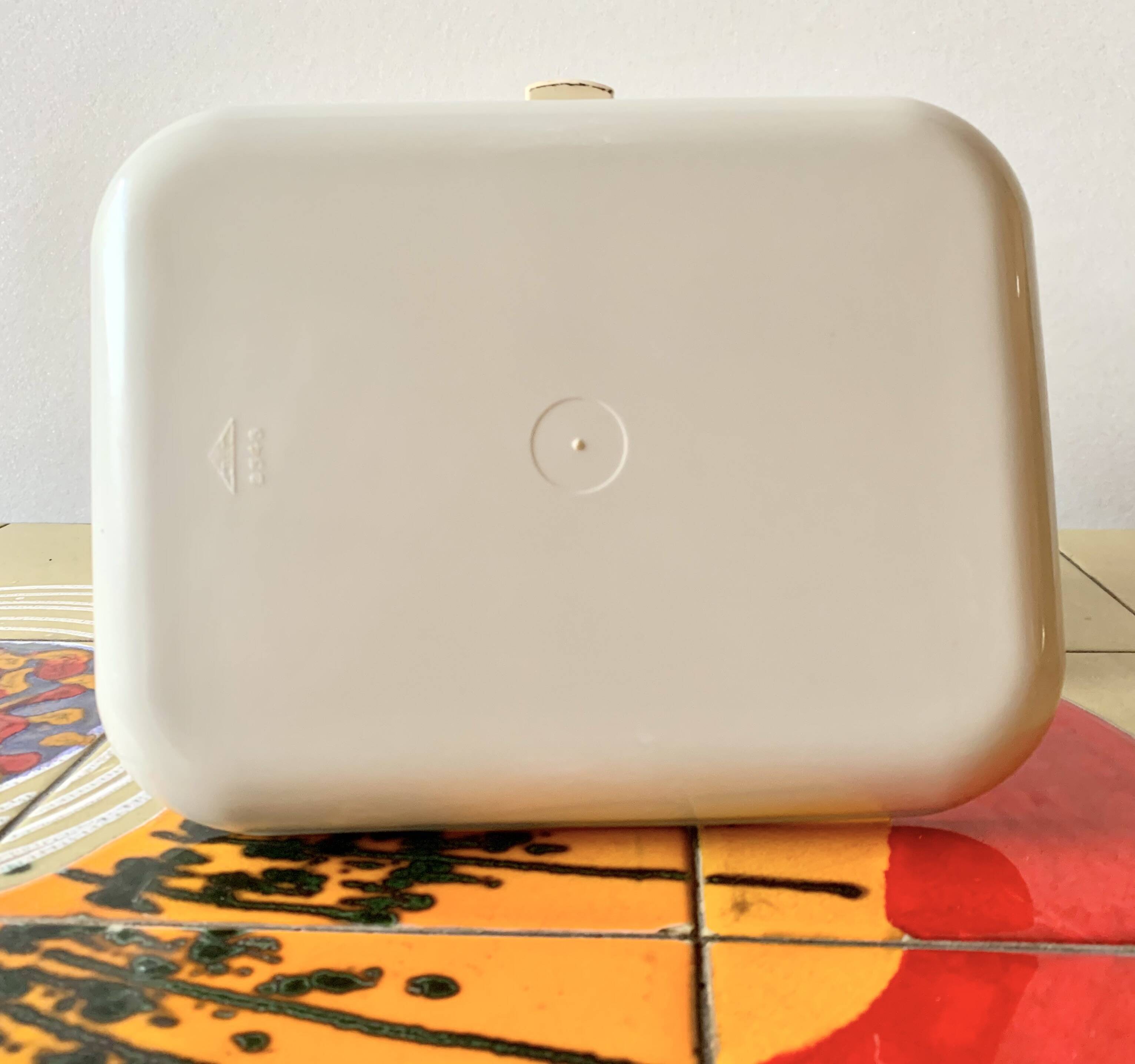 Old Lyssex kitchen scale - Force 10