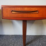 Paire de tables de chevet G Plan Fresco en teck