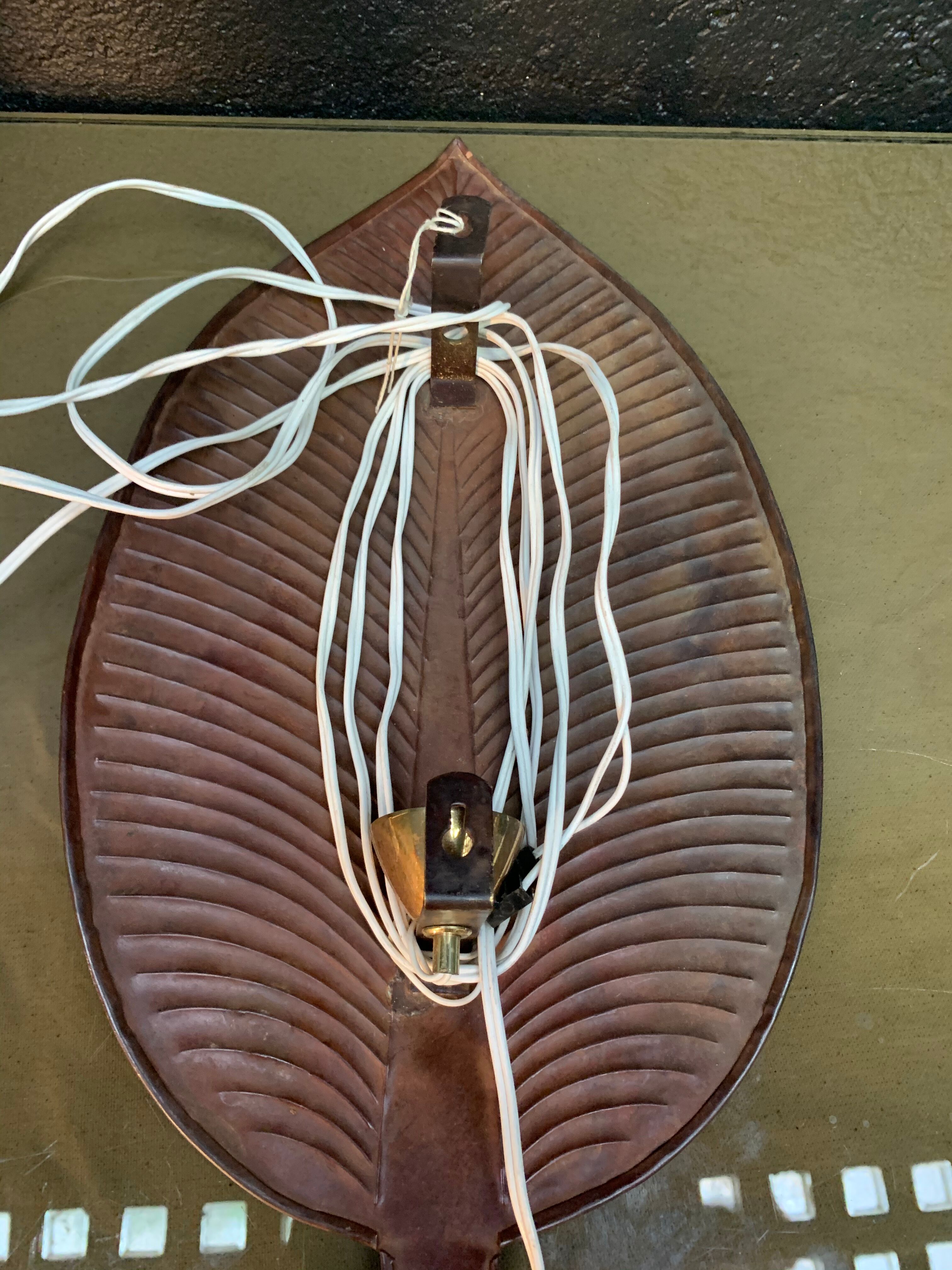Leaf sconce 1960