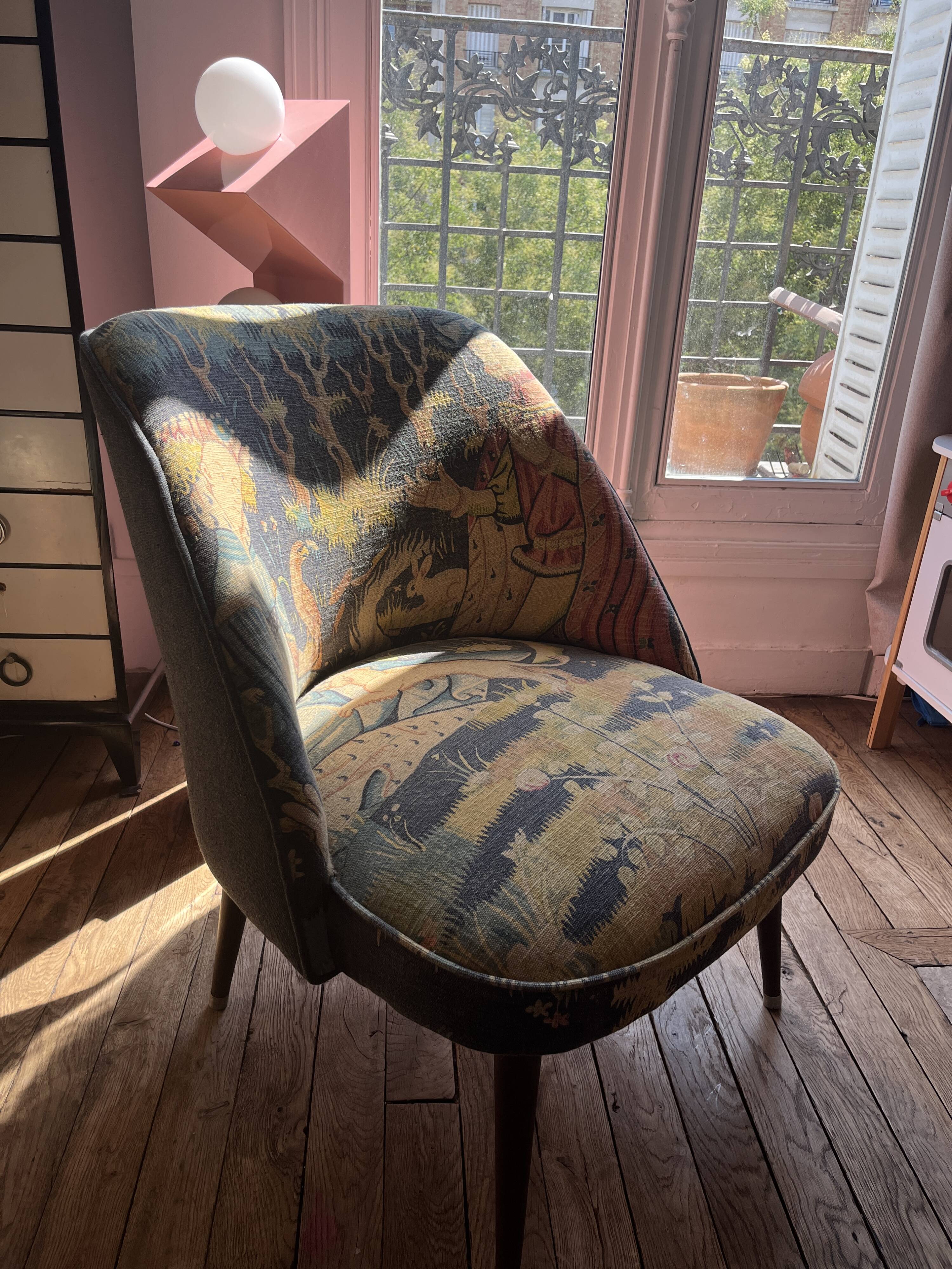 J. Tenreiro, Brazil. Concha armchair with tapered legs, Cluny tapestry 1400.