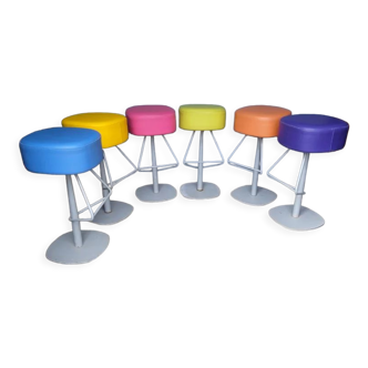 Lot 6 tabourets haut de bar pop style années 60s