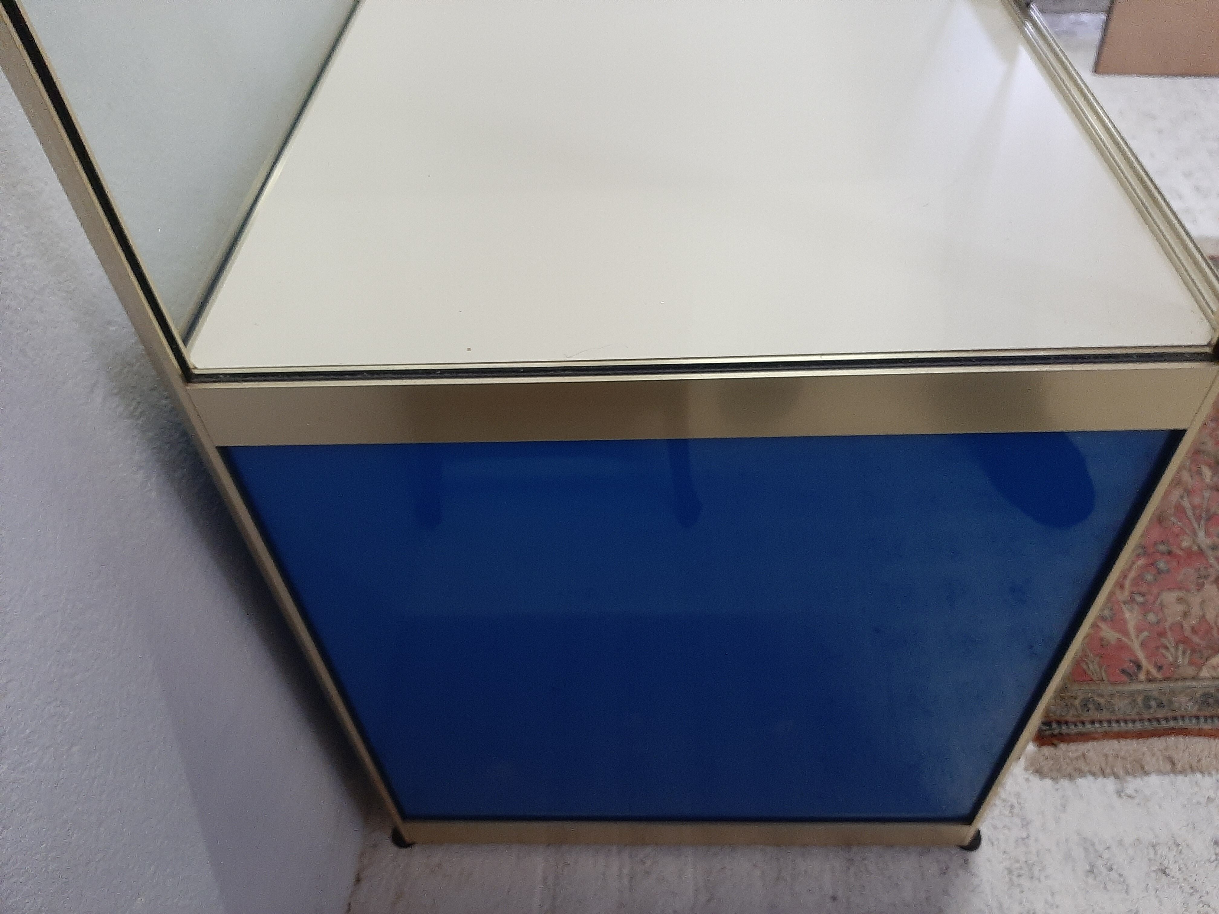 Vendôme jeweler's showcase