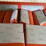 3-seater canapé in tawny leather, Ascot model by Roche Bobois.