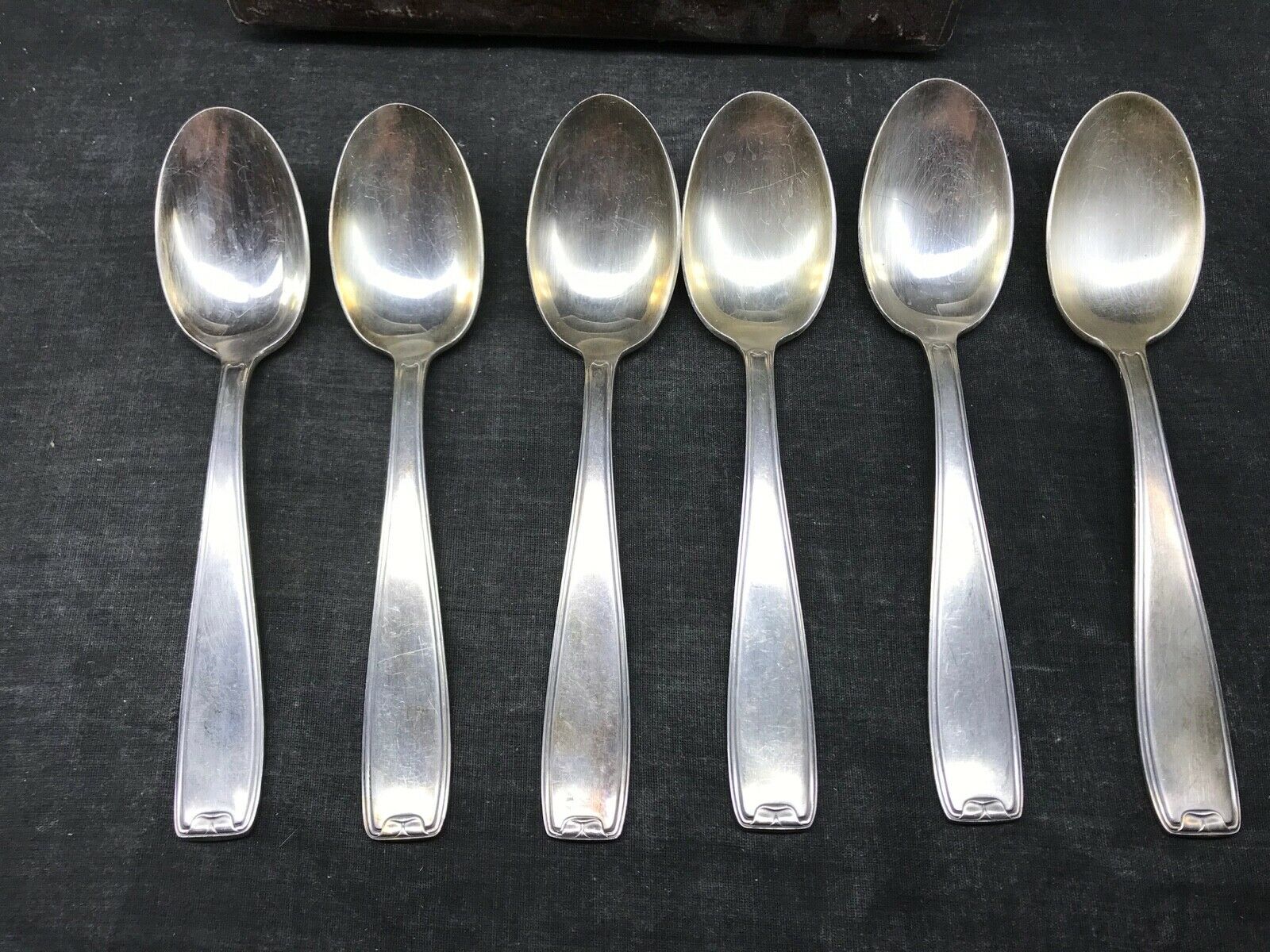 Lot de 12 couverts en métal argenté Deetjen 100