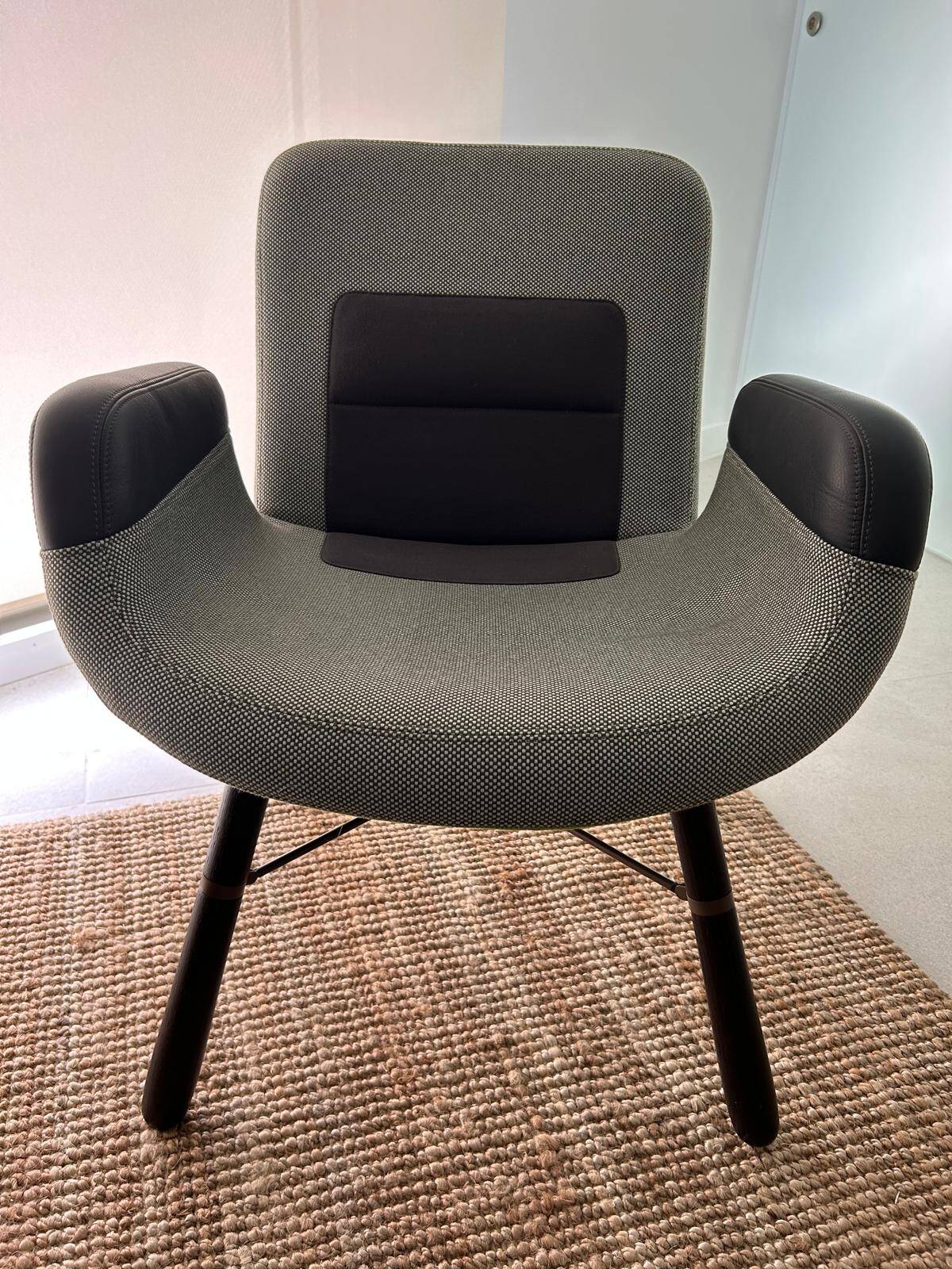 East River armchair