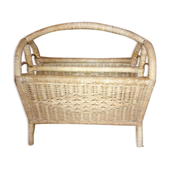 Door rattan magazines