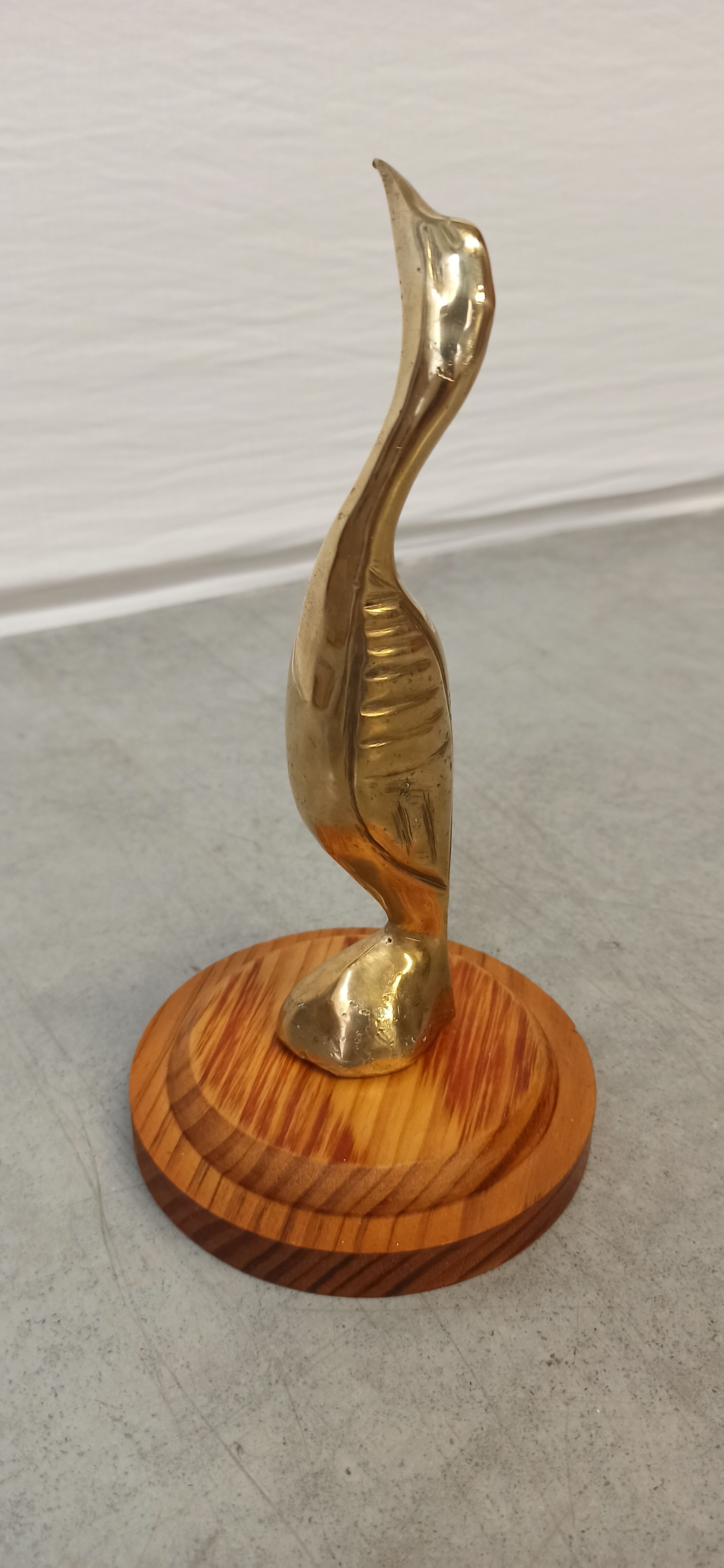 Cormoran vintage en laiton sur socle