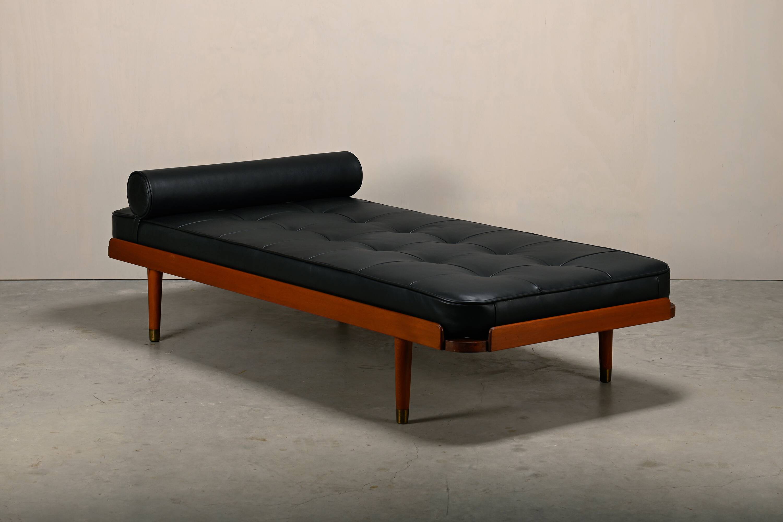 Scandinavian Daybed in Teak and Black Leather attributed to Horsens Møbelfa