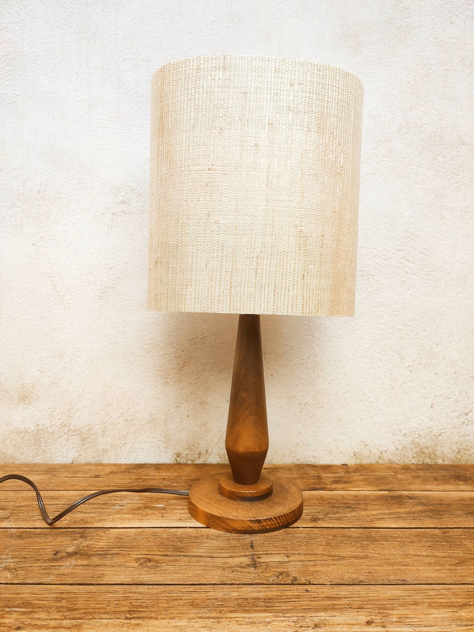 Lampe de type scandinave en bois